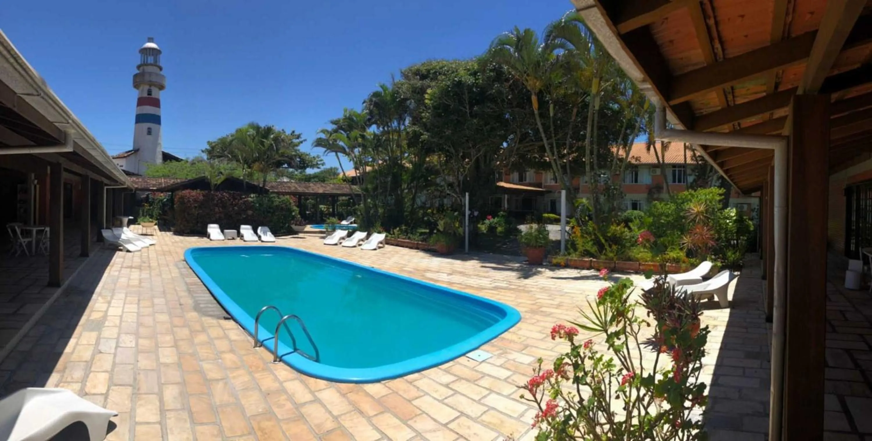 Swimming pool in Flamboyant Hotel