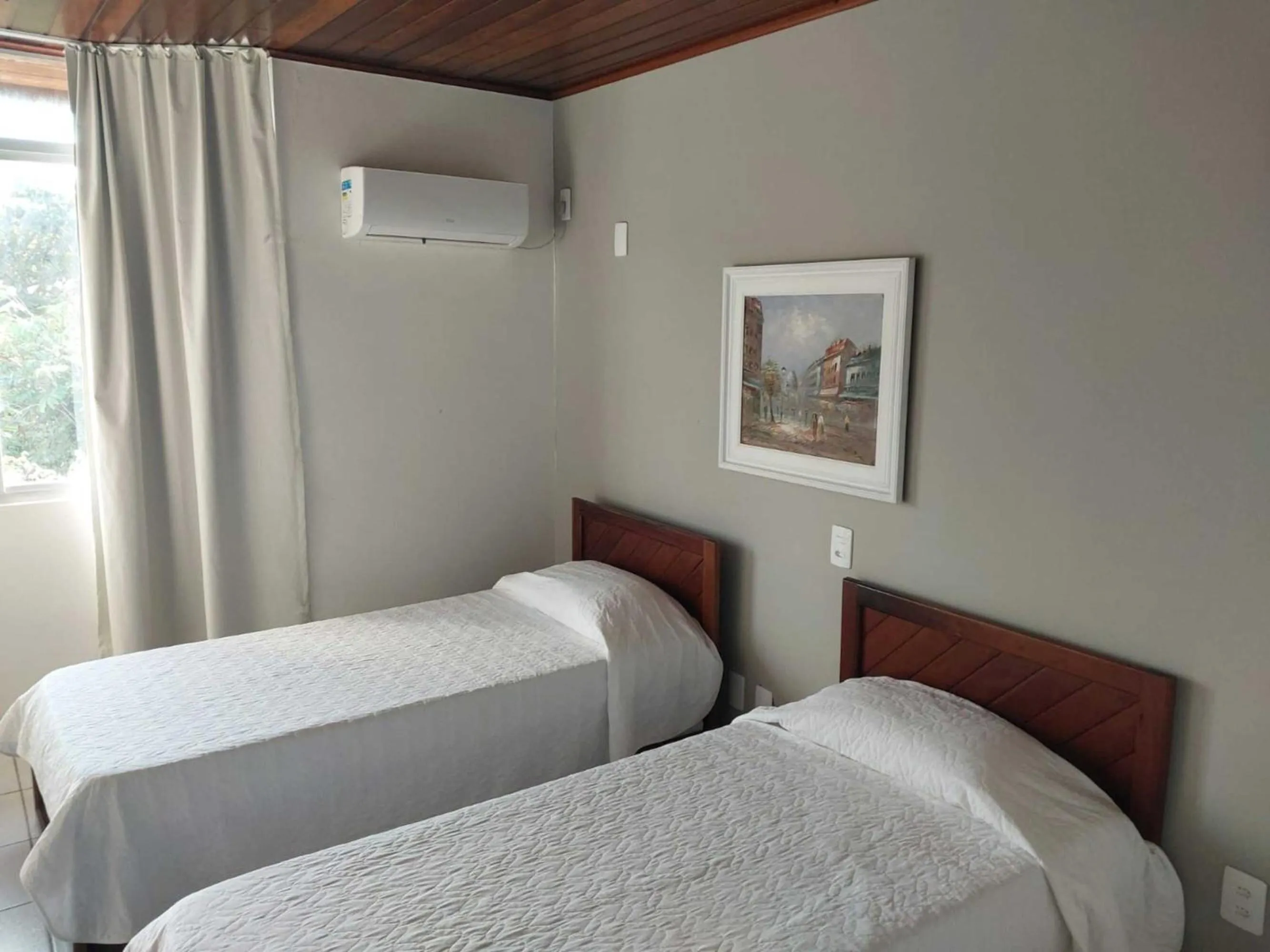 Property building, Bed in Flamboyant Hotel