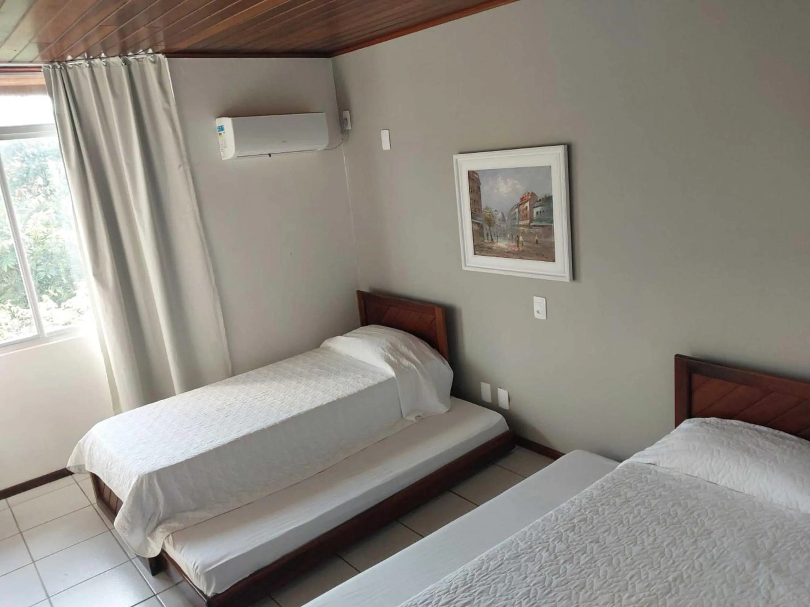 Property building, Bed in Flamboyant Hotel