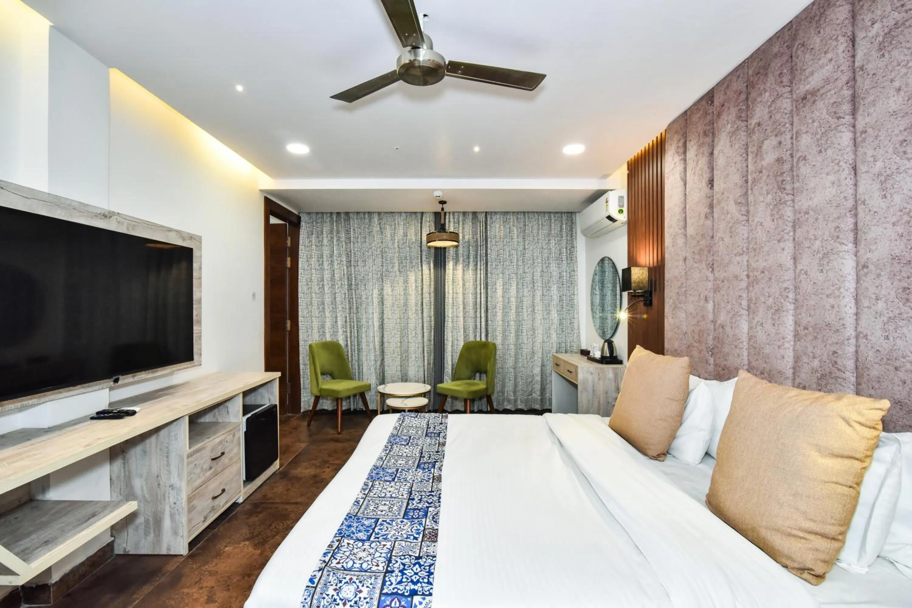 Bedroom, Bed in AH Grand Villa - Hotel Near Dalai Lama Temple