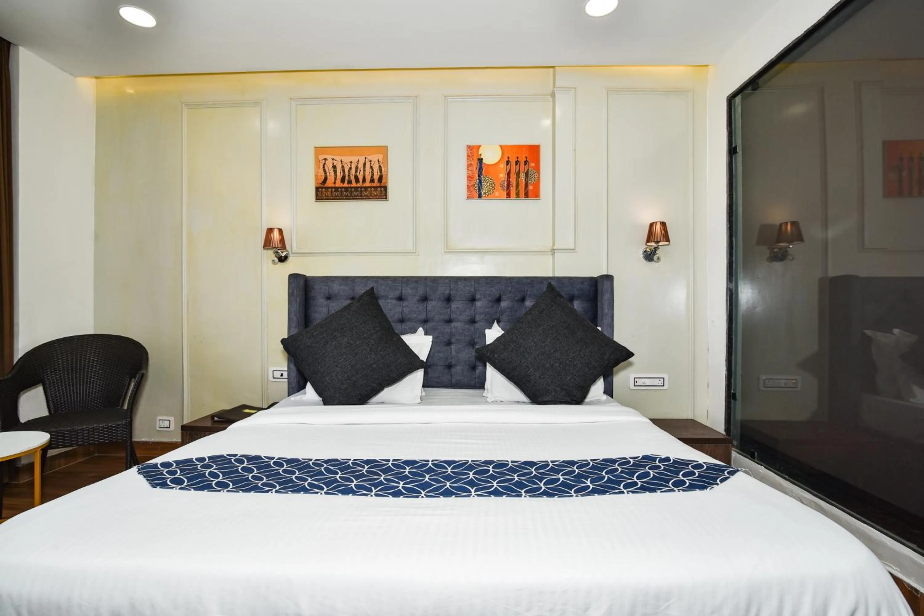 Bed in AH Grand Villa - Hotel Near Dalai Lama Temple