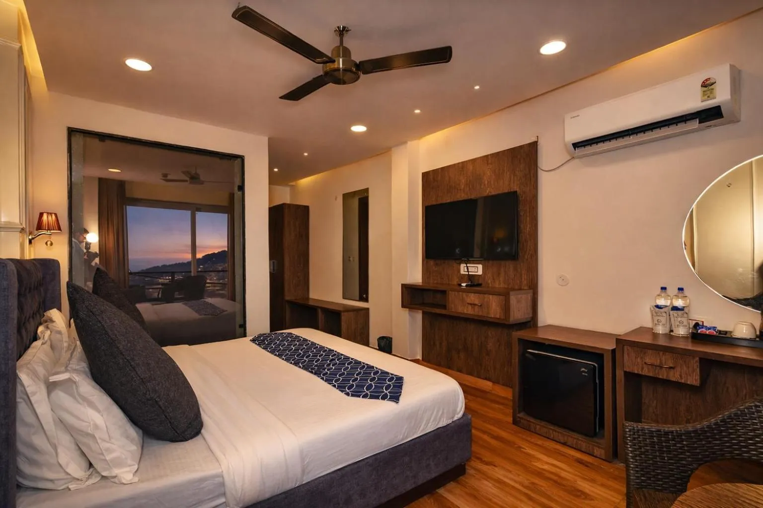 Bed in AH Grand Villa - Hotel Near Dalai Lama Temple