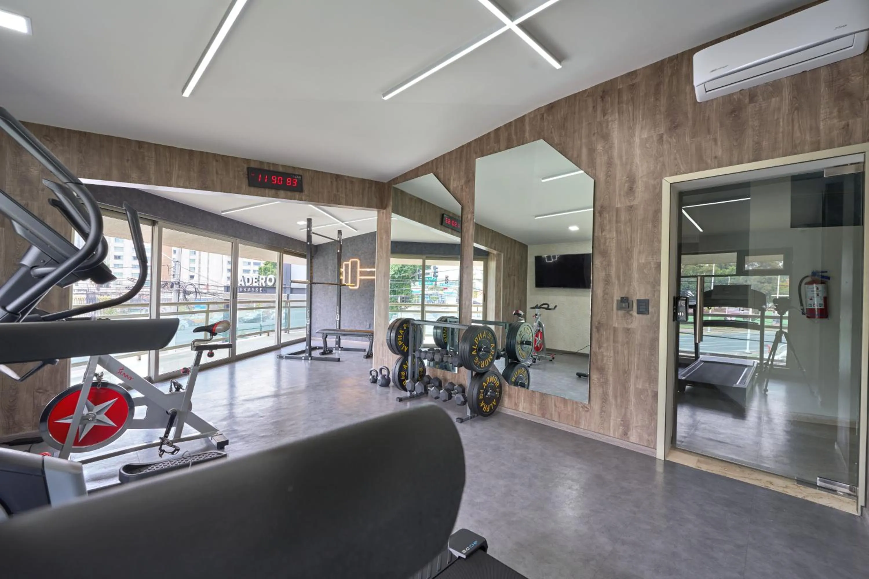 Fitness centre/facilities in Hotel Estancia Business Class