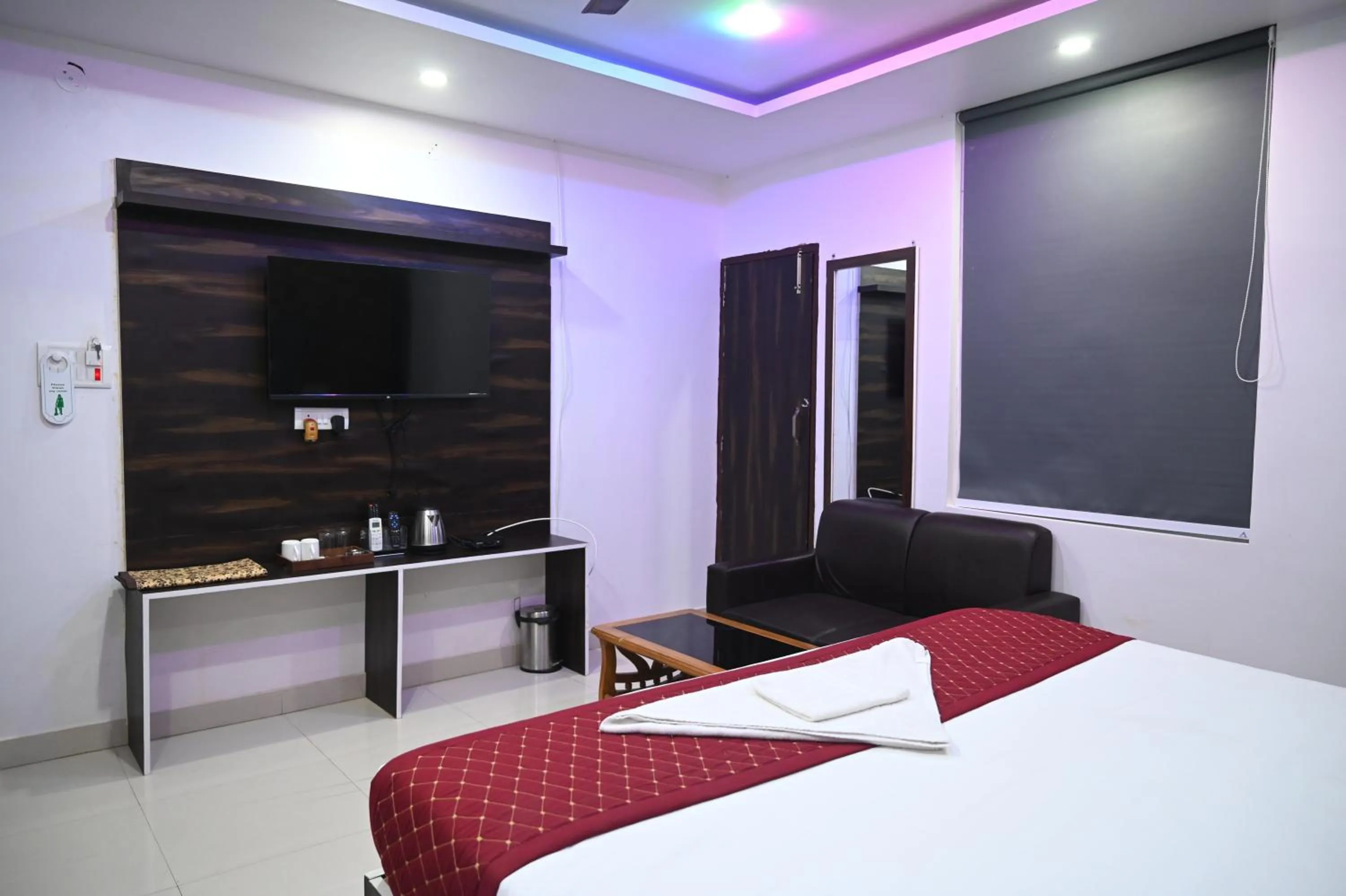 Bed in HOTEL DIAMANT INN