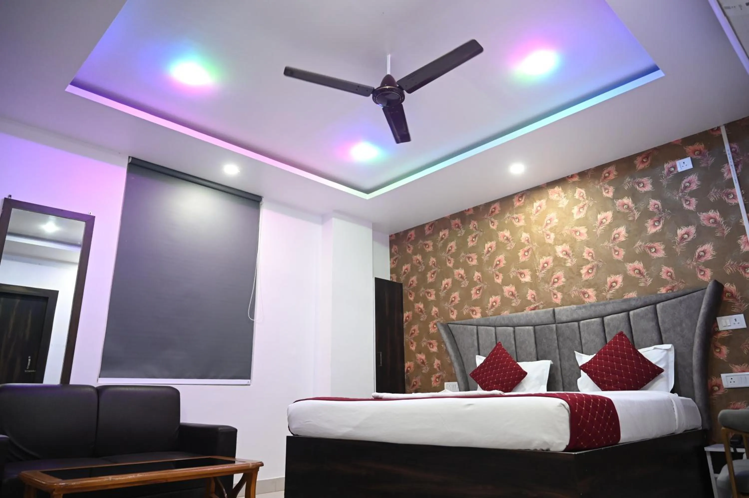 Bed in HOTEL DIAMANT INN