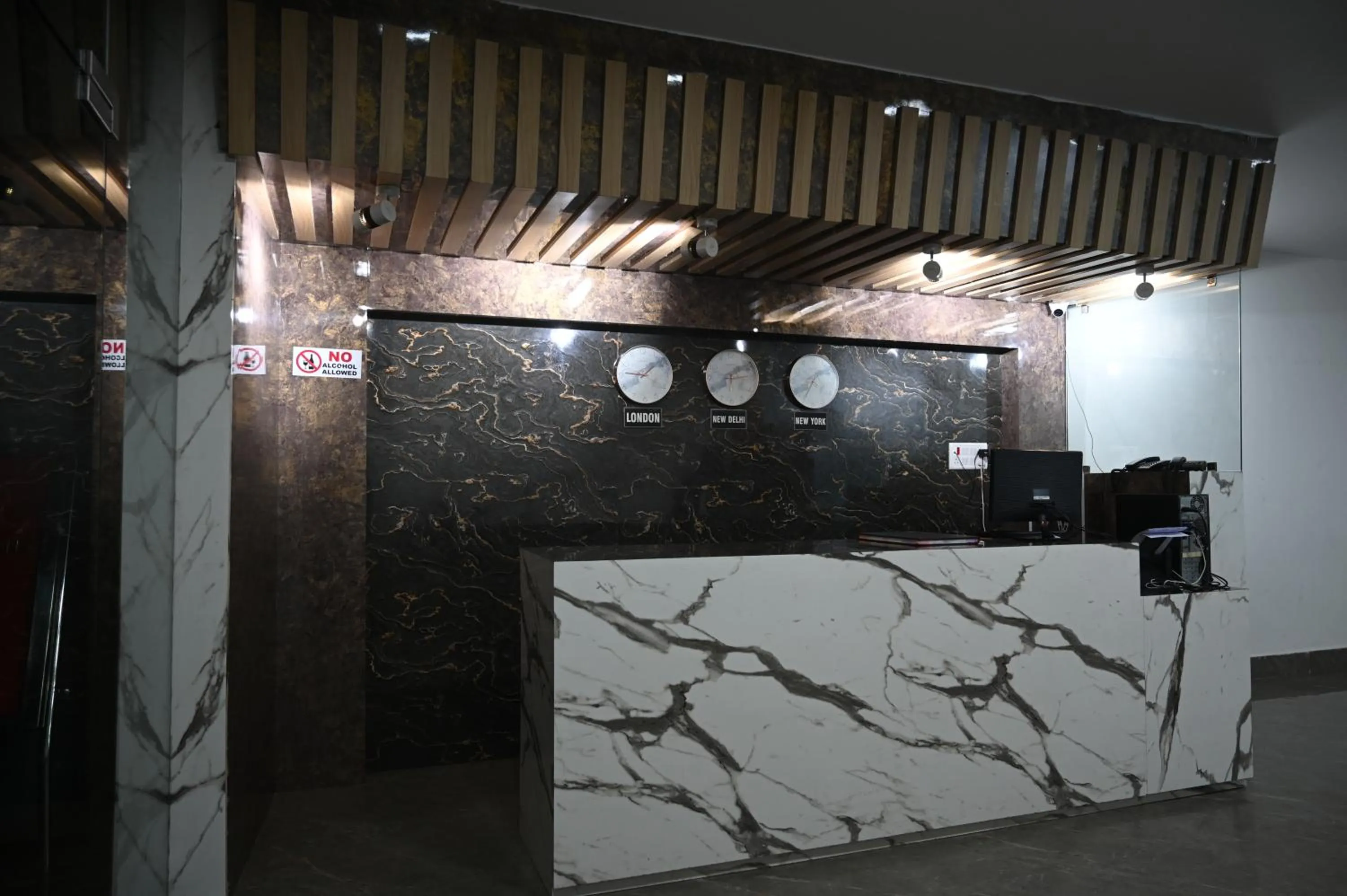 Lobby or reception in HOTEL DIAMANT INN