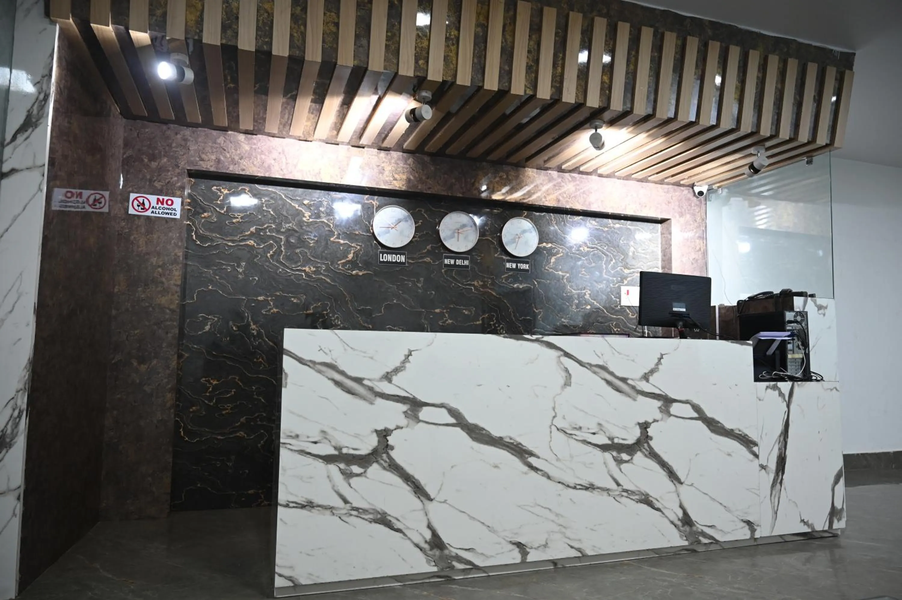 Lobby or reception in HOTEL DIAMANT INN