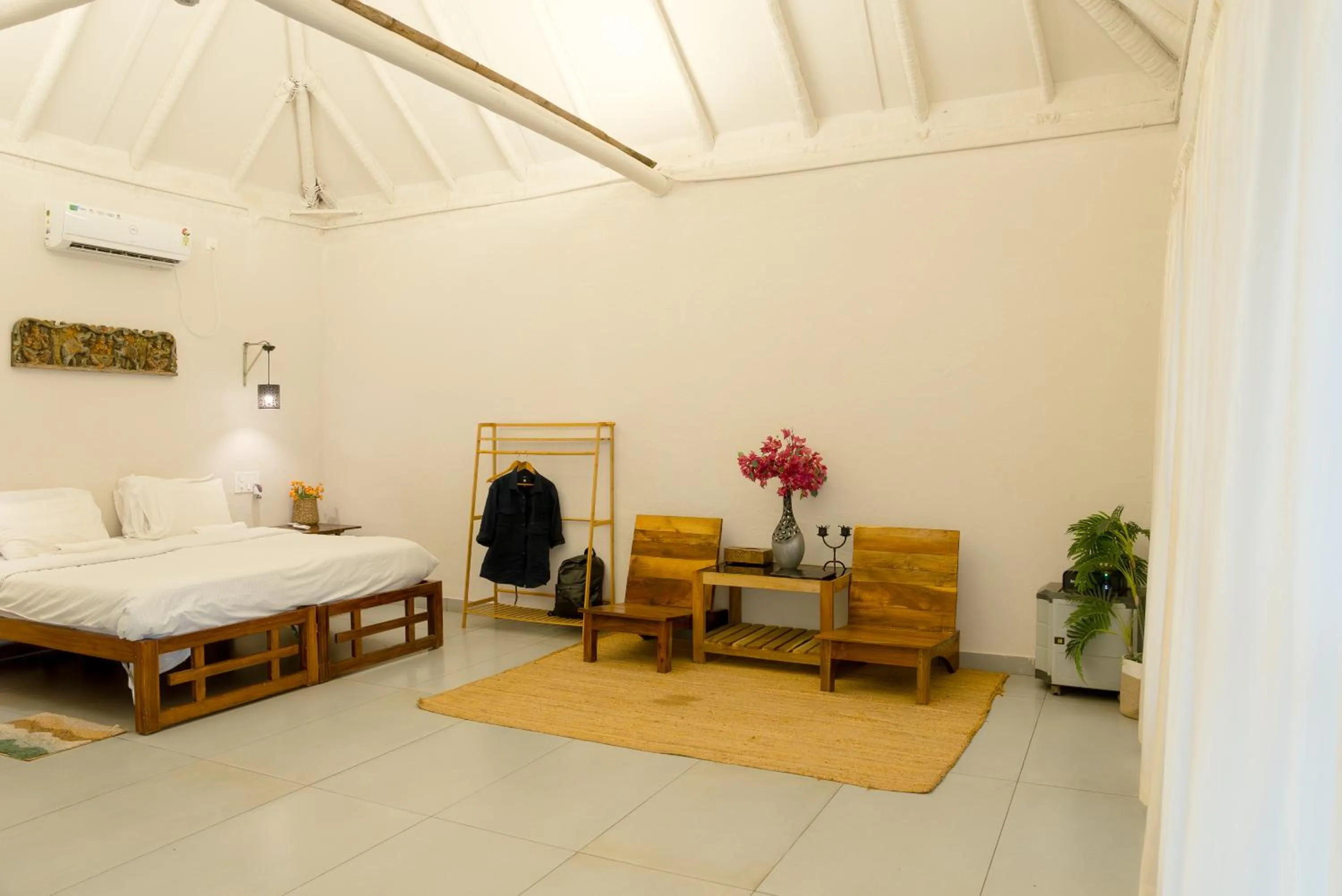 Bed in Nidra by Sarwaa