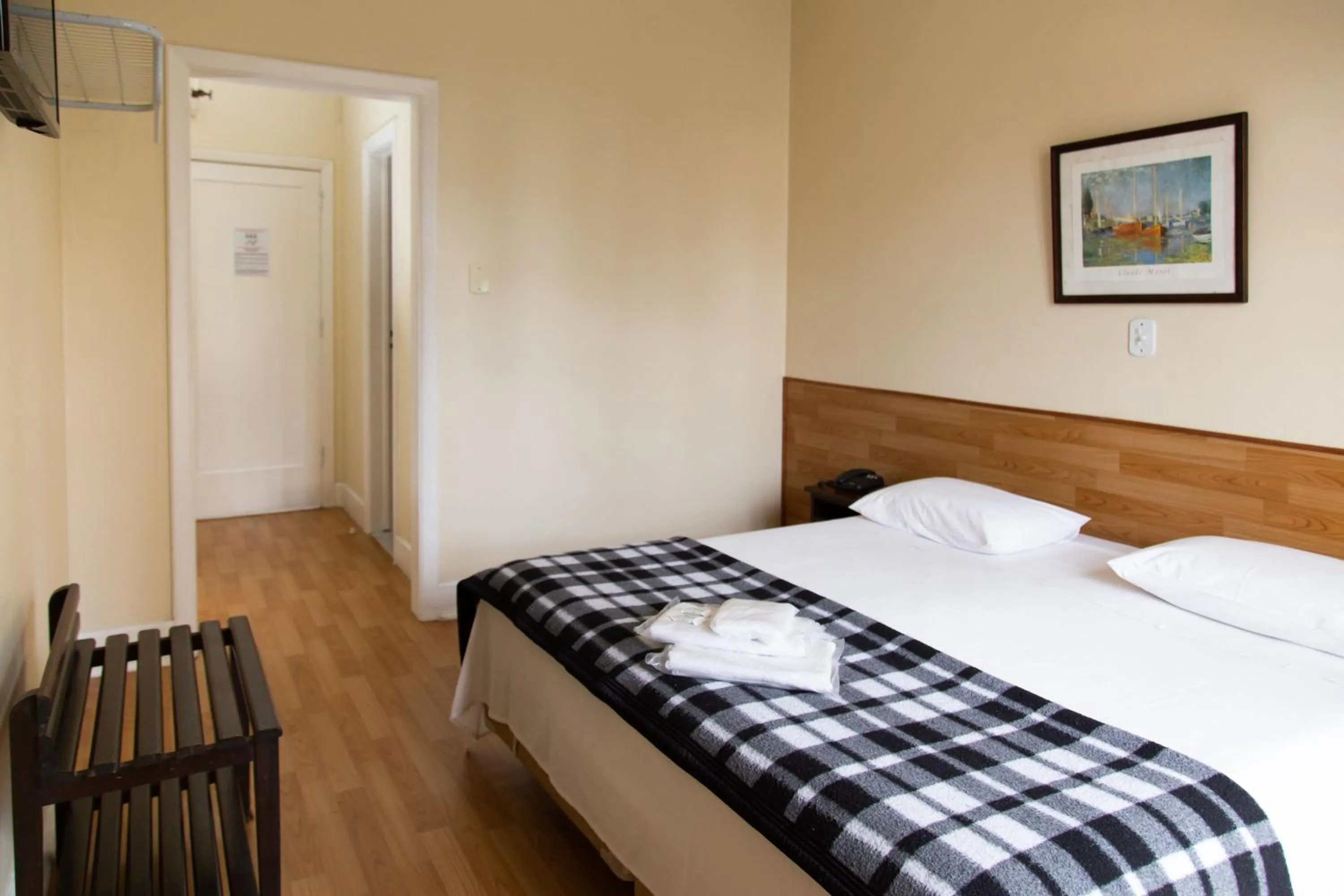 Other, Bed in Hotel Carioca