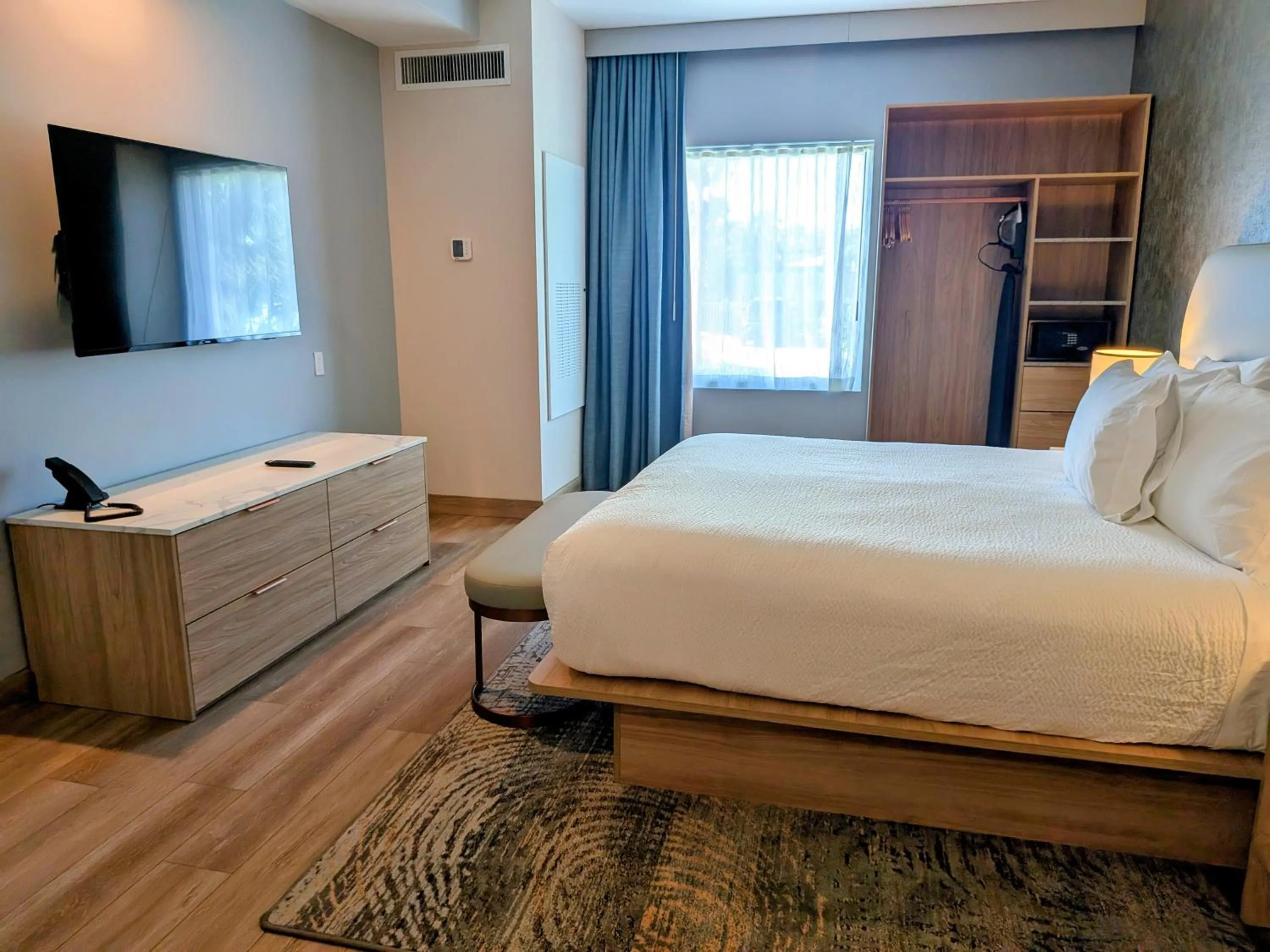 Toilet, Bed in Sea Glass Beach Place, Trademark Collection by Wyndham