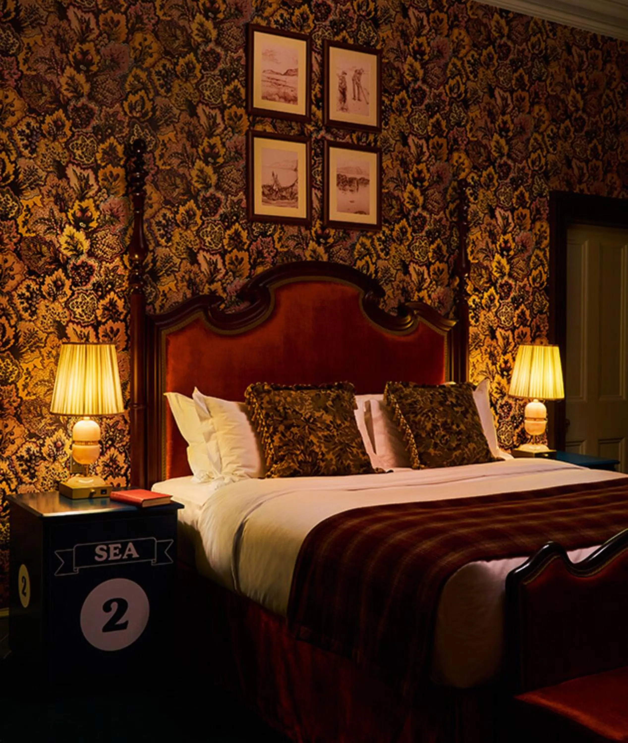 Bed in Marine North Berwick