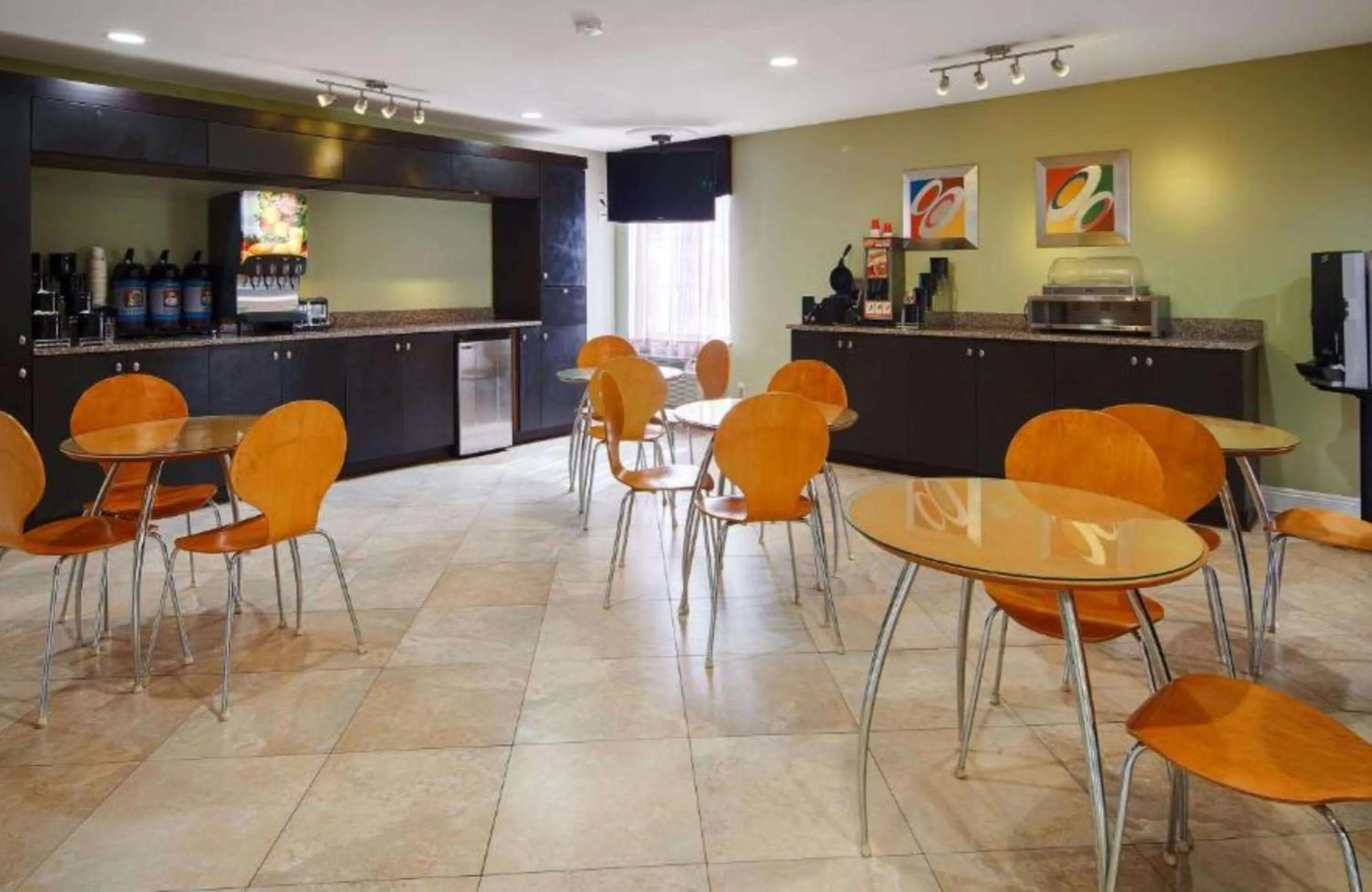 Breakfast in Best Western Zachary Inn