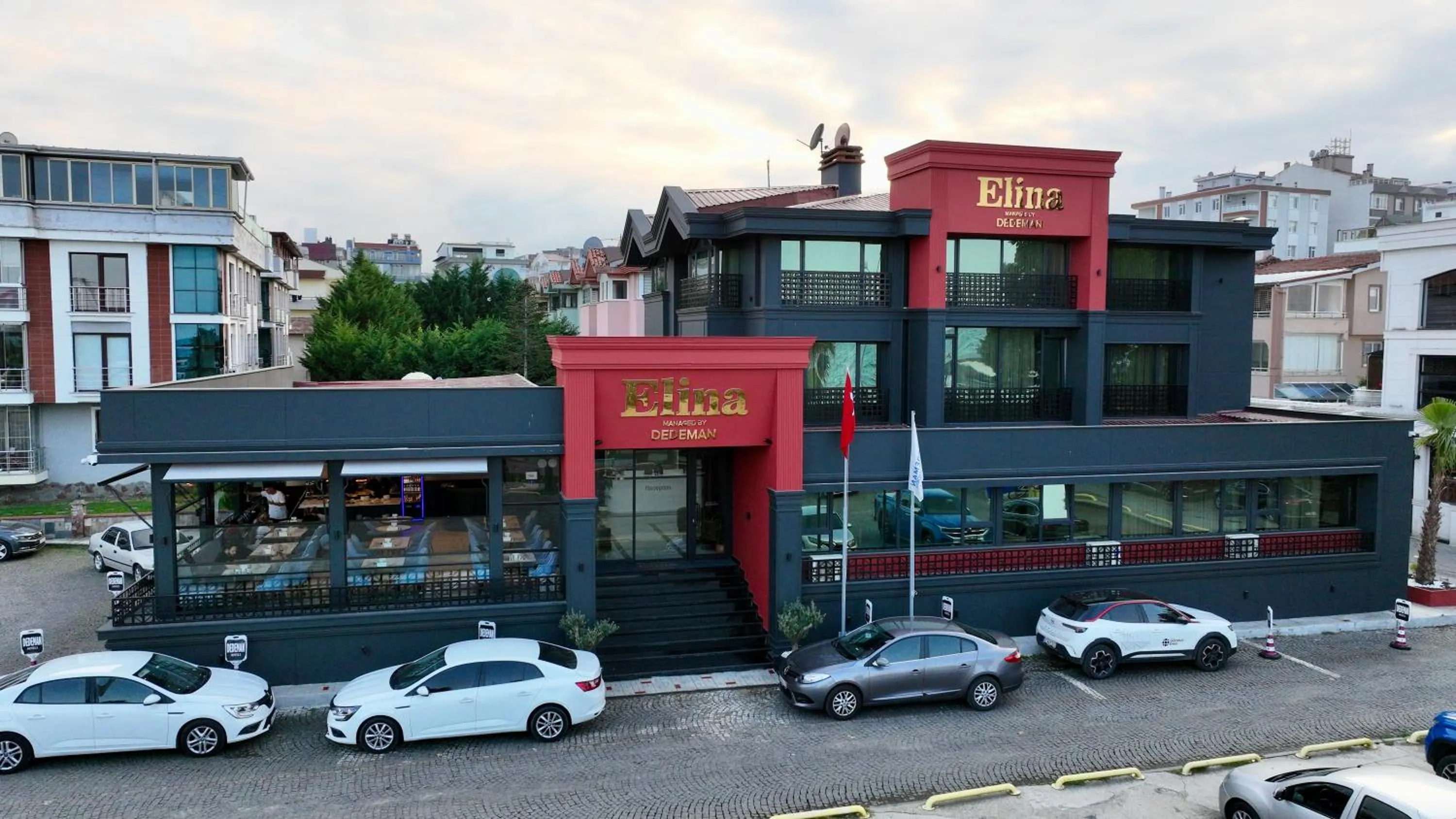 Elina Managed by Dedeman