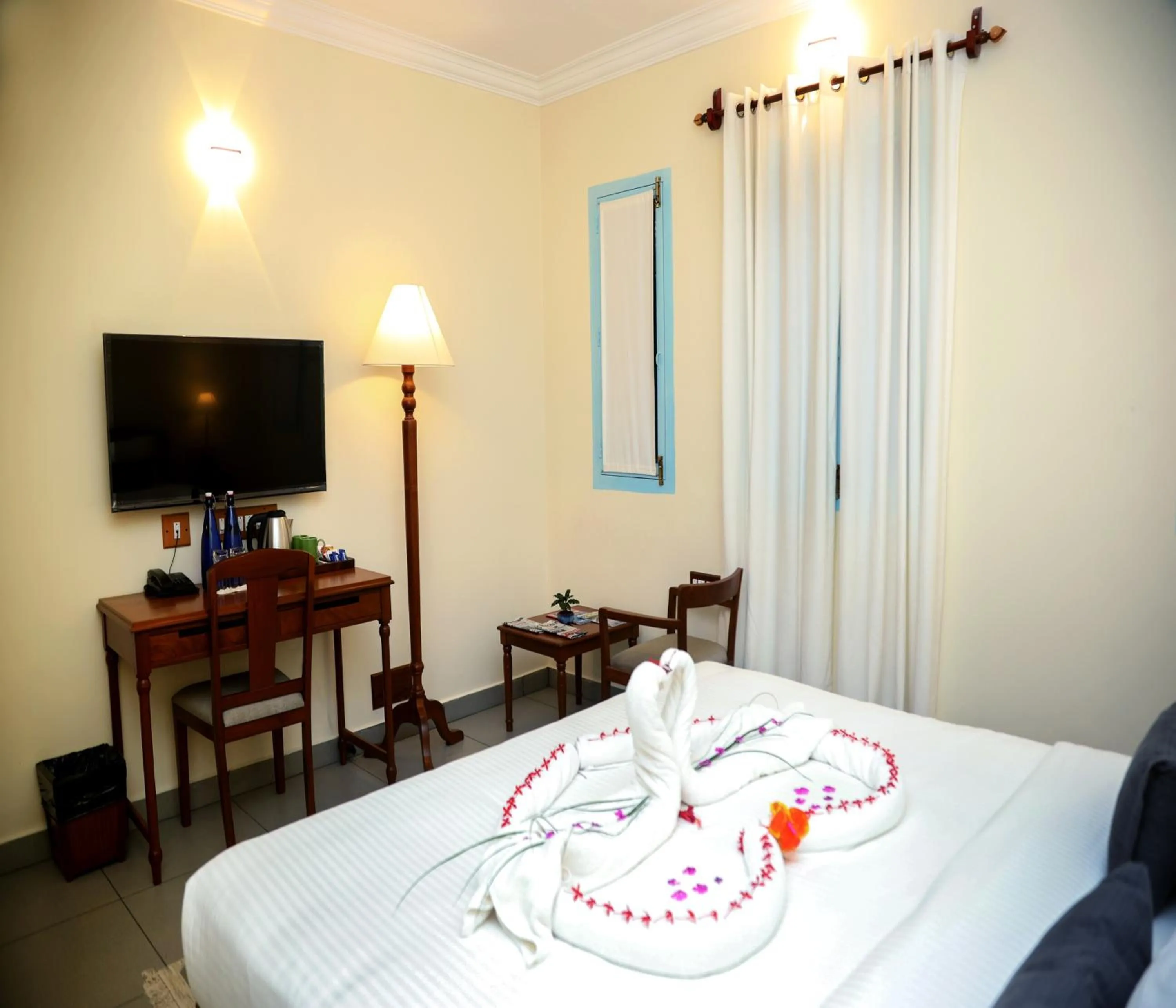 TV and multimedia, Bed in Mango Hill La Serene Puducherry