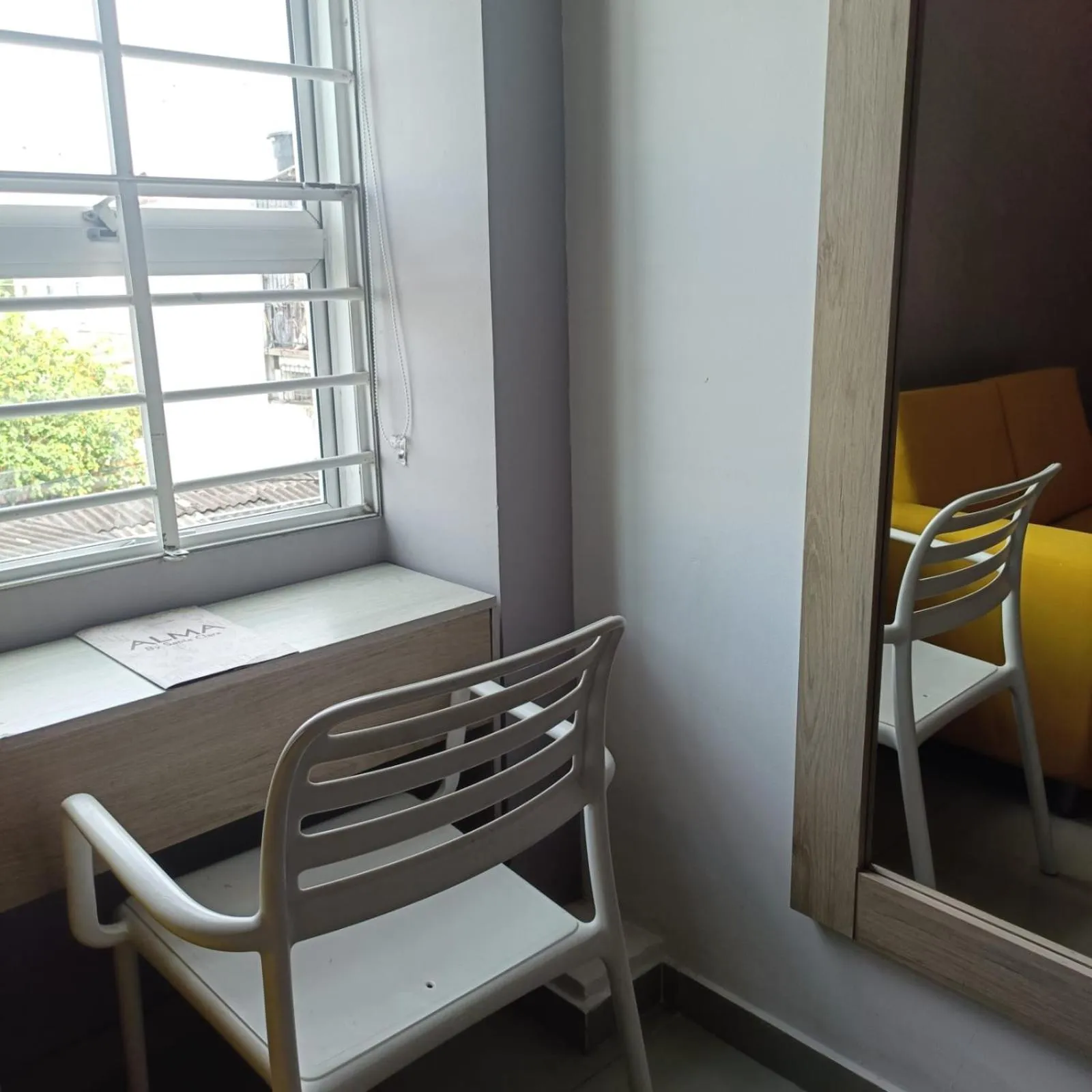 Seating area in Hotel Santa Clara Boutique