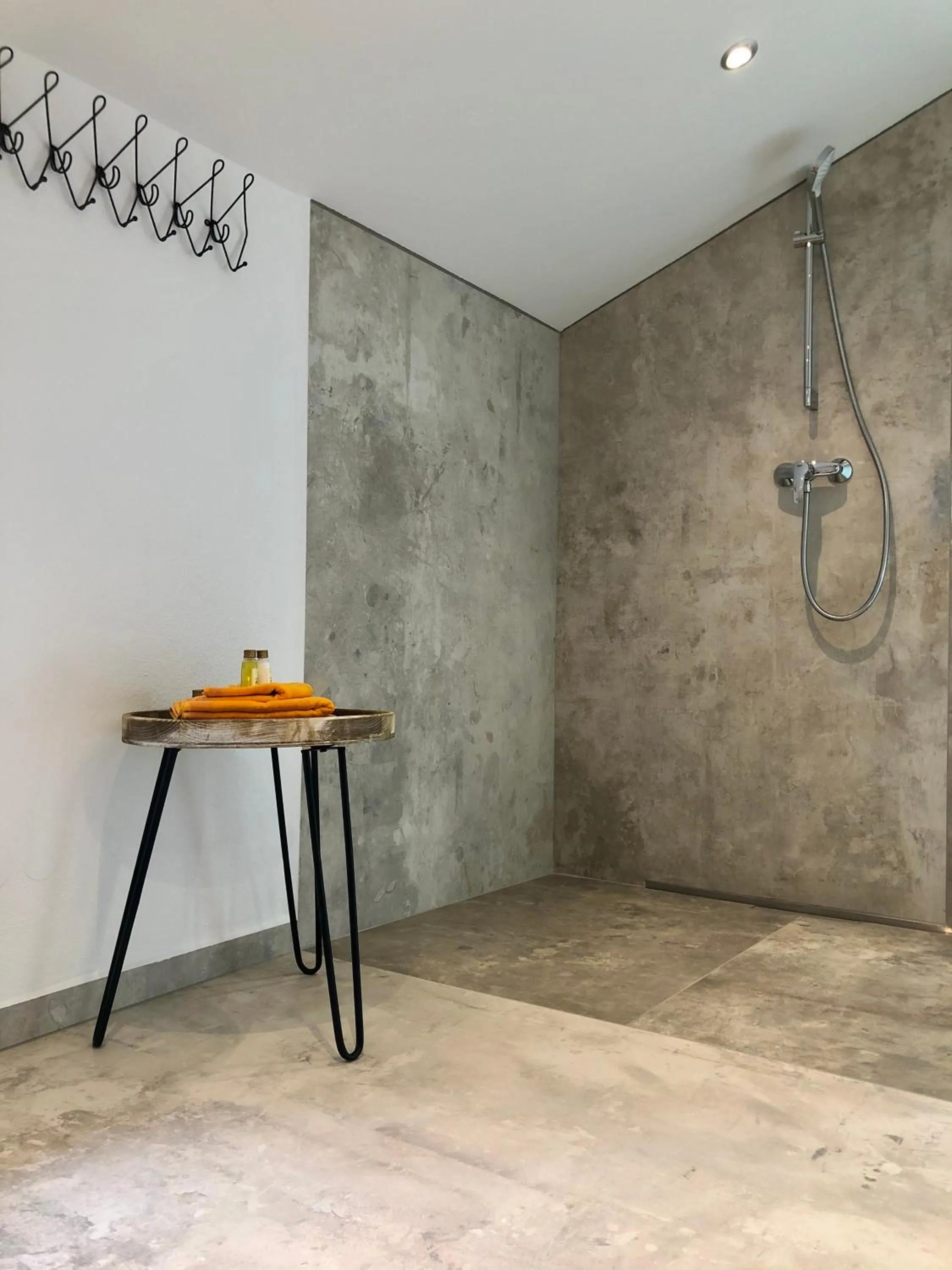 Shower in Farmhouse 1604 - Das Bauernhaus eines Fischers