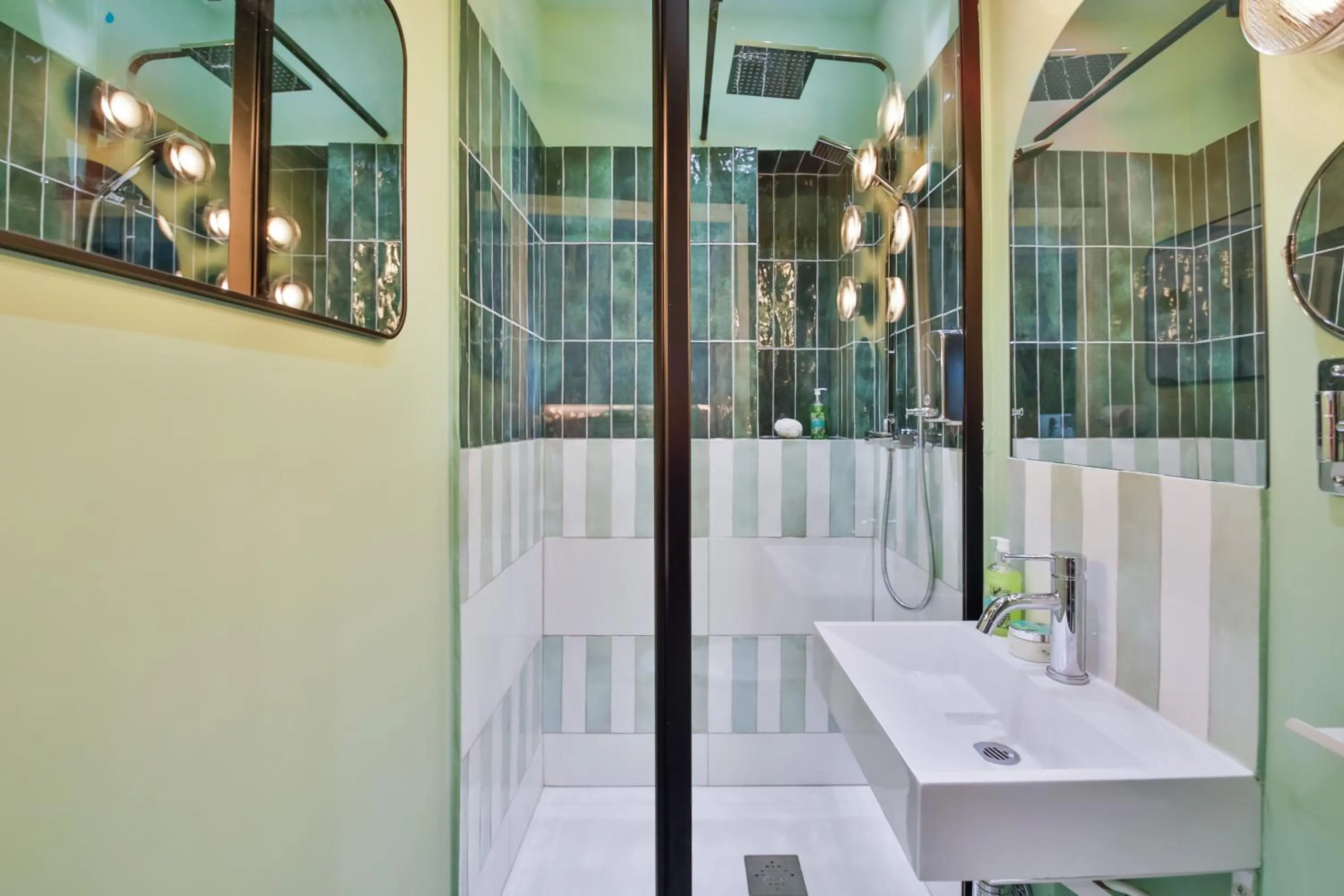 Bathroom in WS Louvre - Saint-Roch