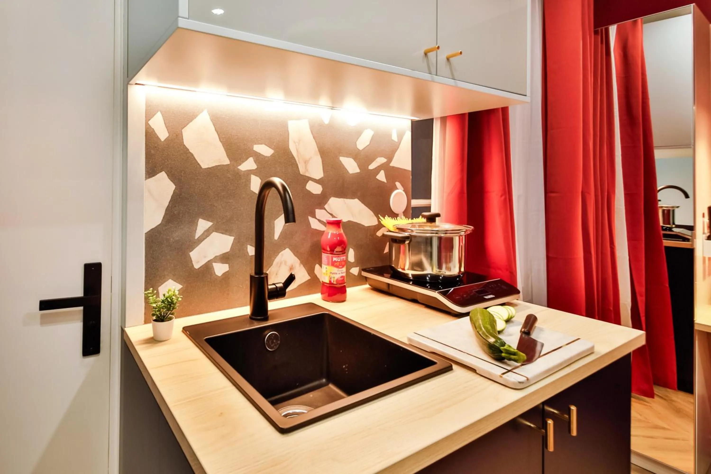 Kitchen or kitchenette in WS Louvre - Saint-Roch