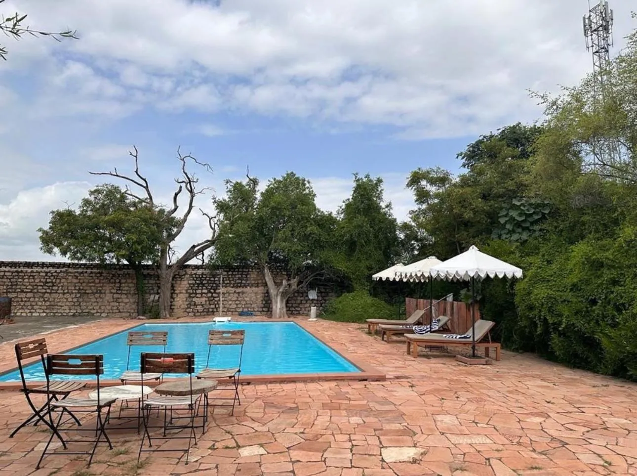 Pool view in Chandelao Garh