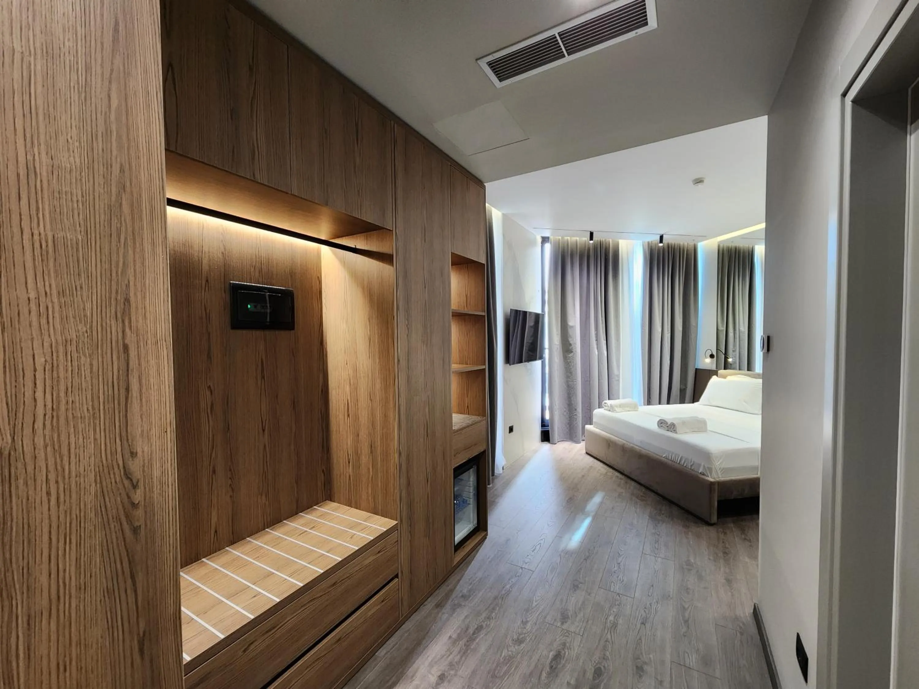 Bedroom, Bed in Charm Hotel