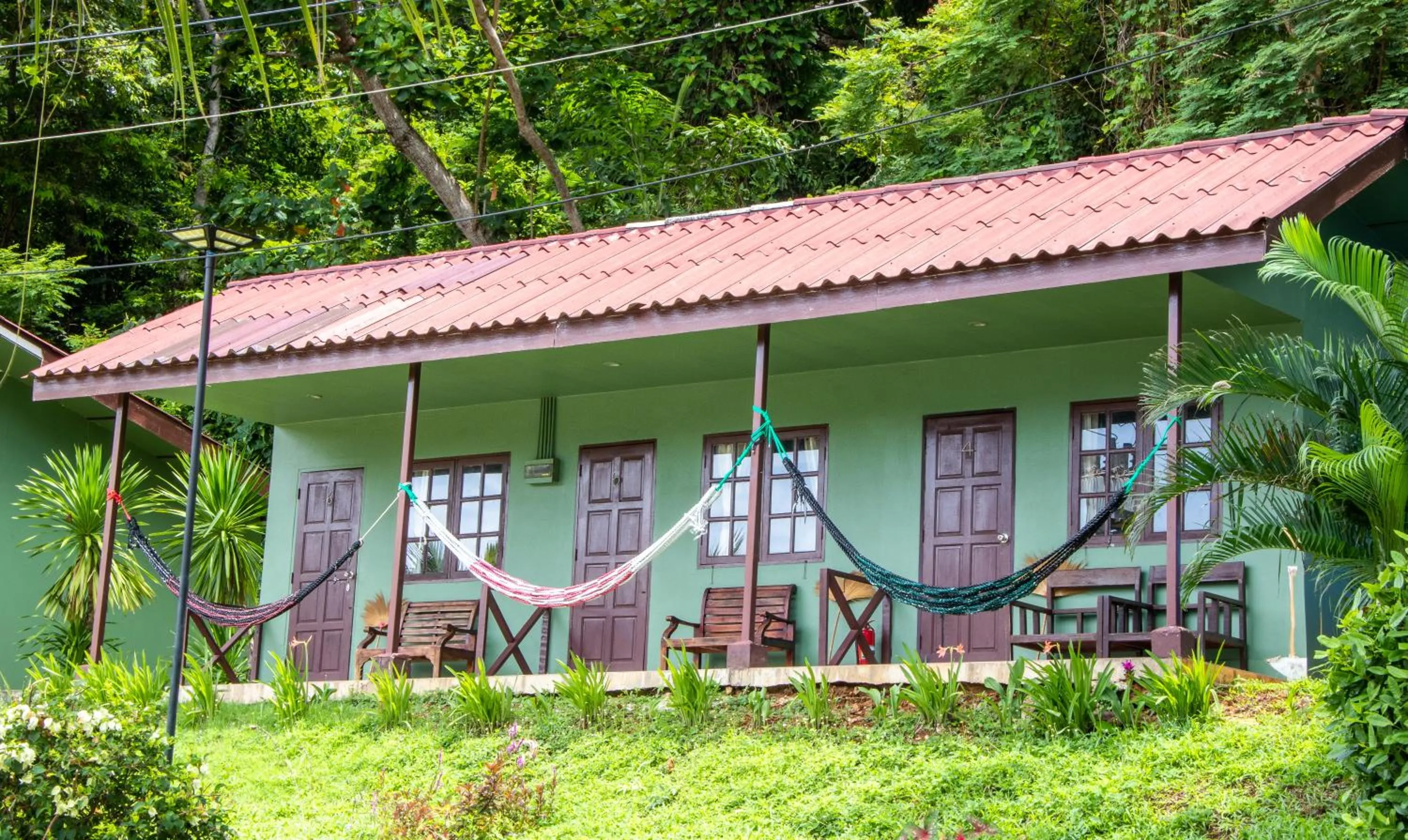 Property building in Cliff Cottage