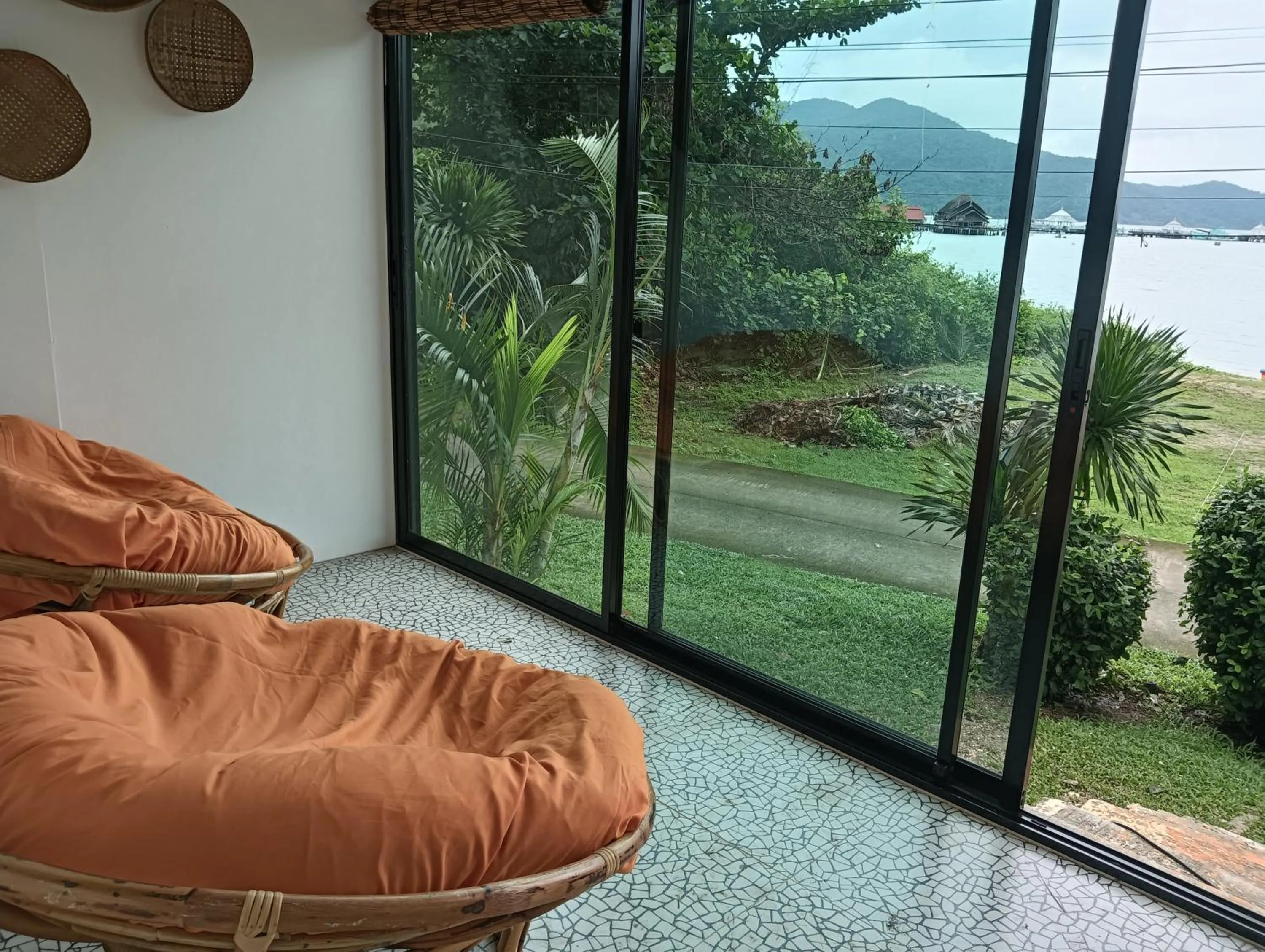 Patio in Cliff Cottage