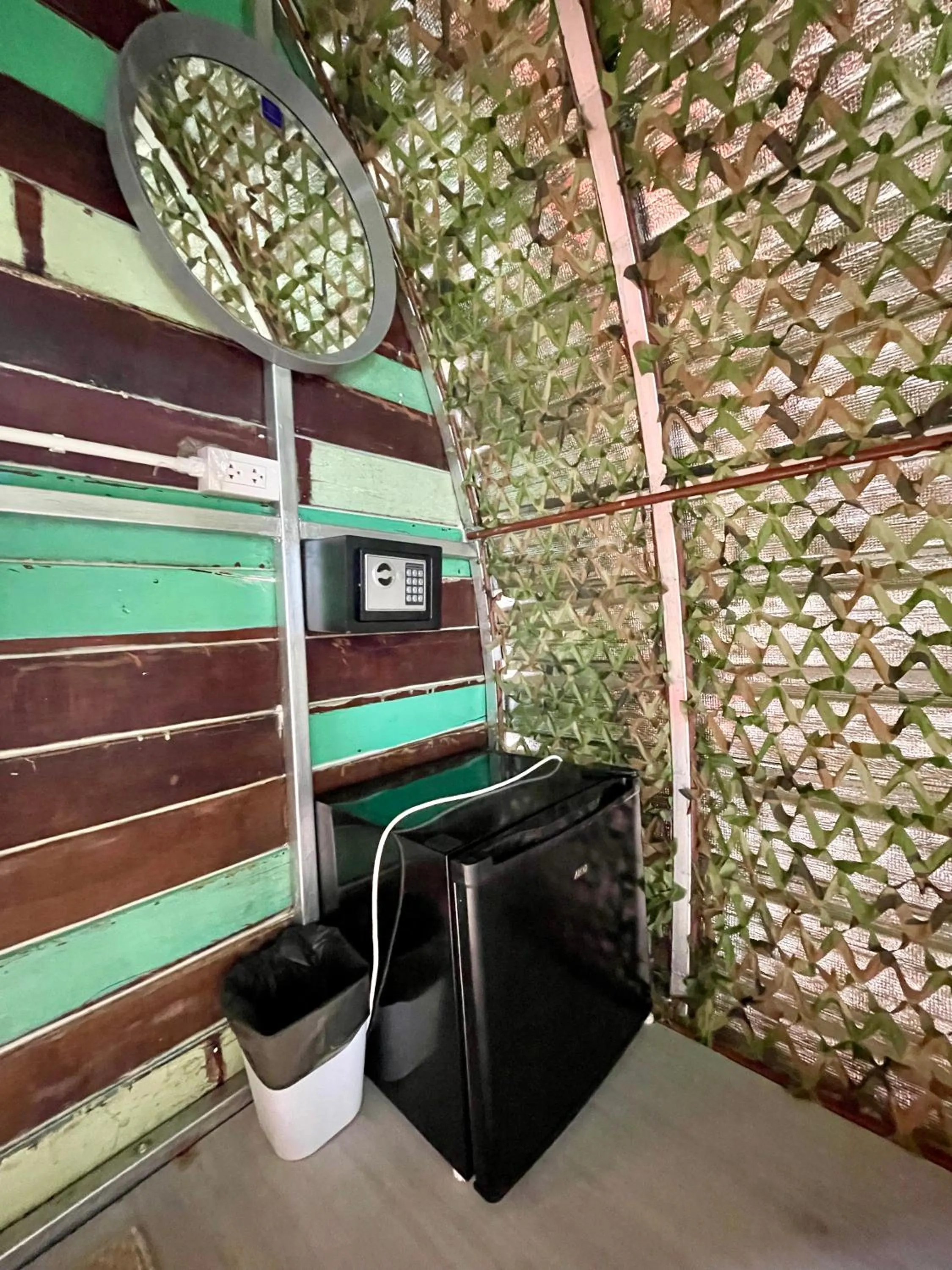 Kitchen or kitchenette in Cliff Cottage