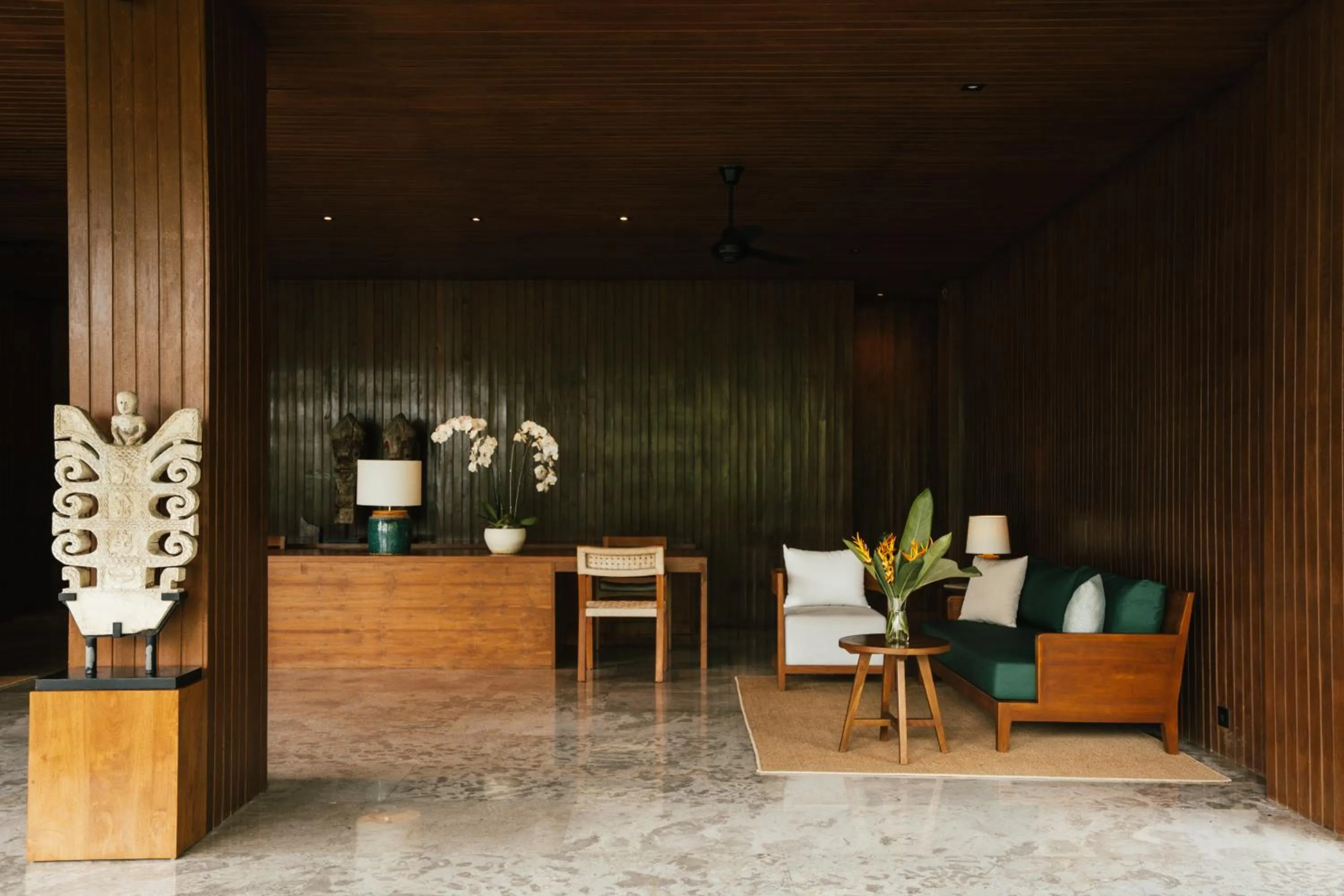 Lobby or reception in Sanglung Villas & Suites