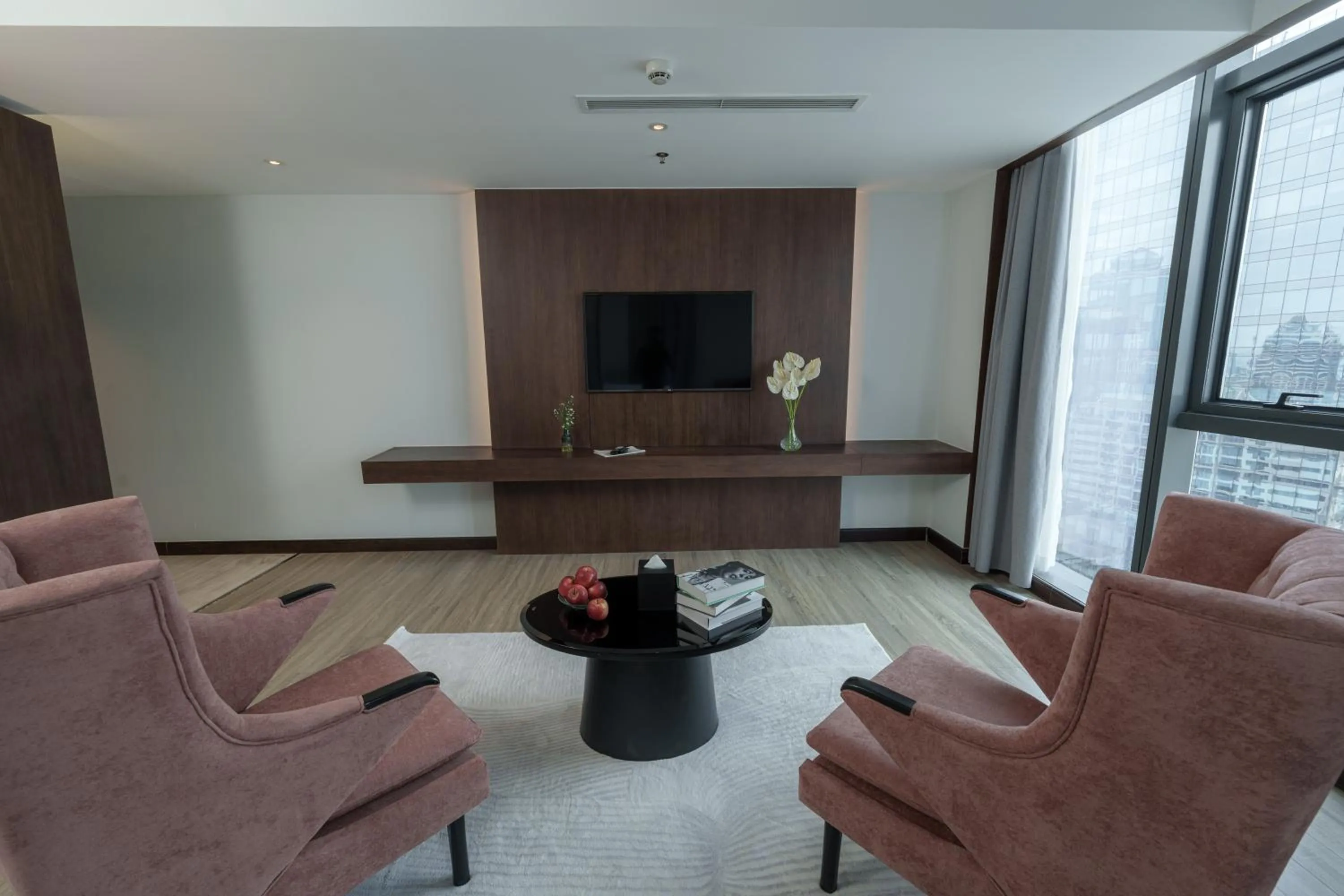 TV and multimedia in Signature by M Village Lê Thánh Tôn