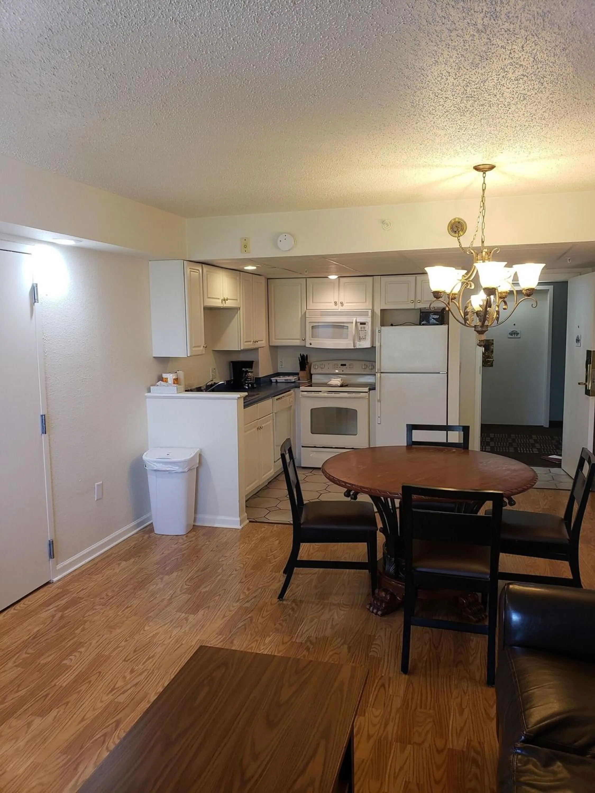 Kitchen or kitchenette in Oak Ridge at Branson