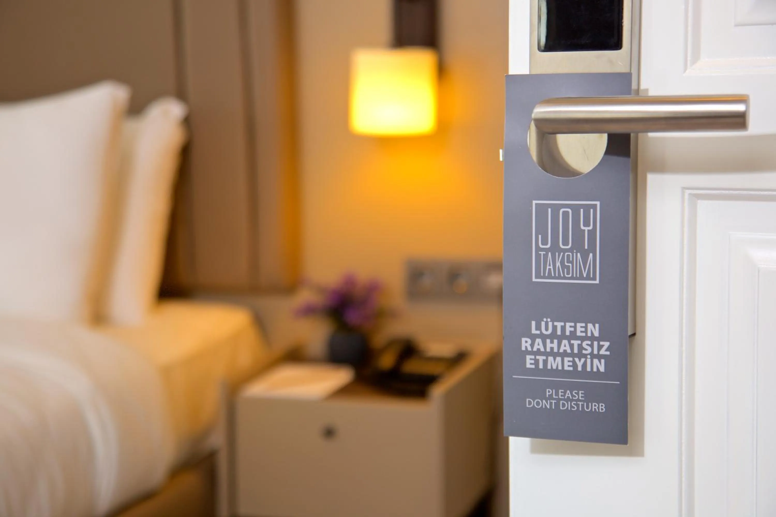 hair dresser, Bed in Joy Taksim