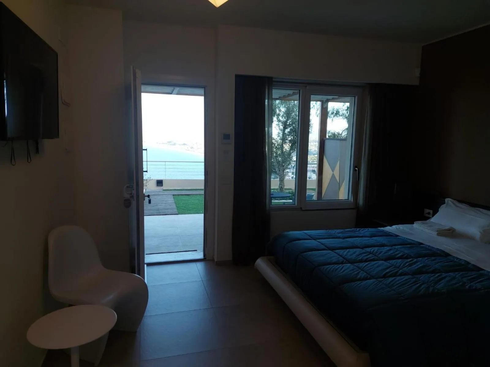 View (from property/room), Bed in Hotel Belvedere Resort