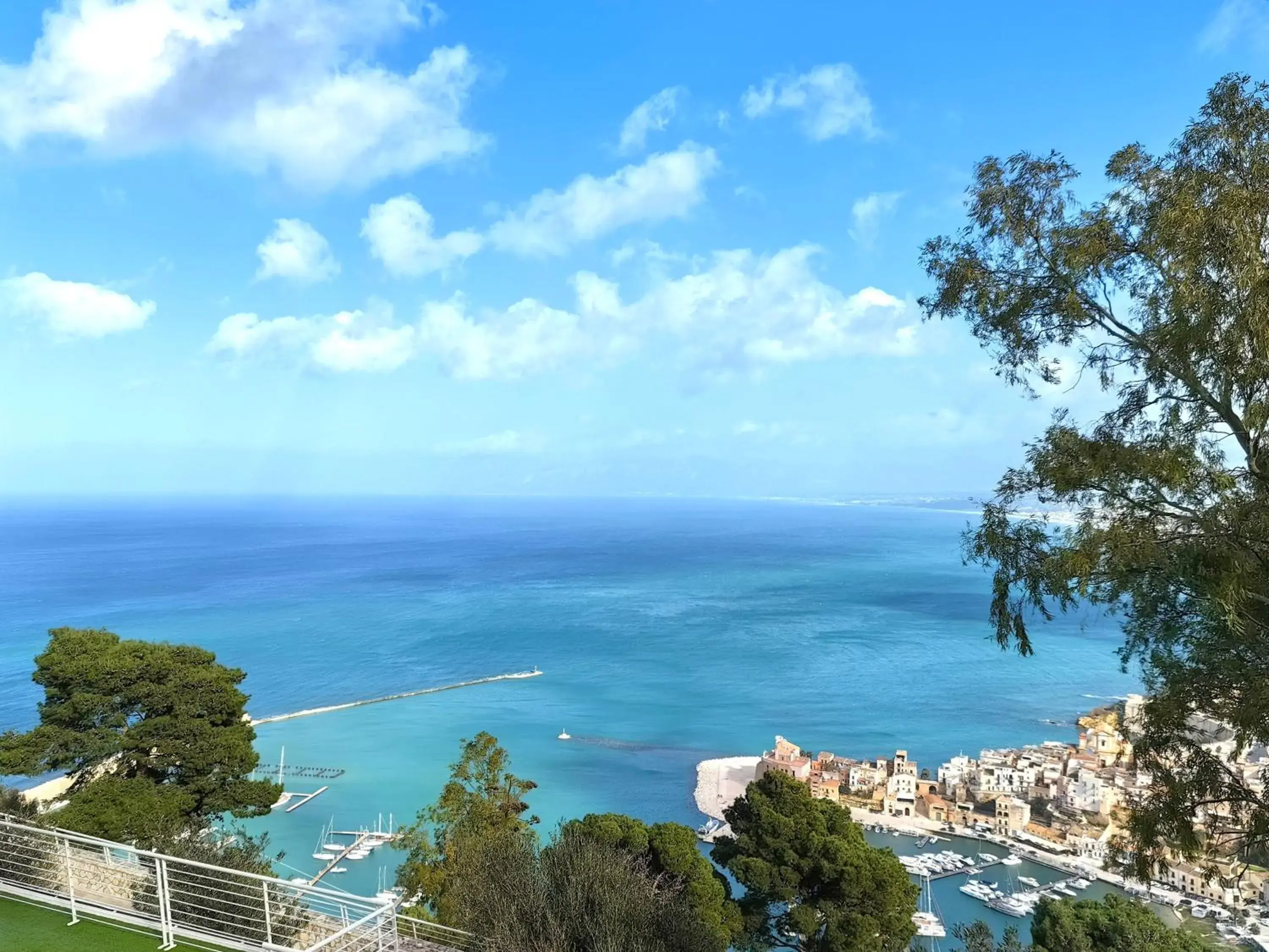 Junior Suite with Terrace in Hotel Belvedere Resort Junior Suite with Terrace in Hotel Belvedere Resort