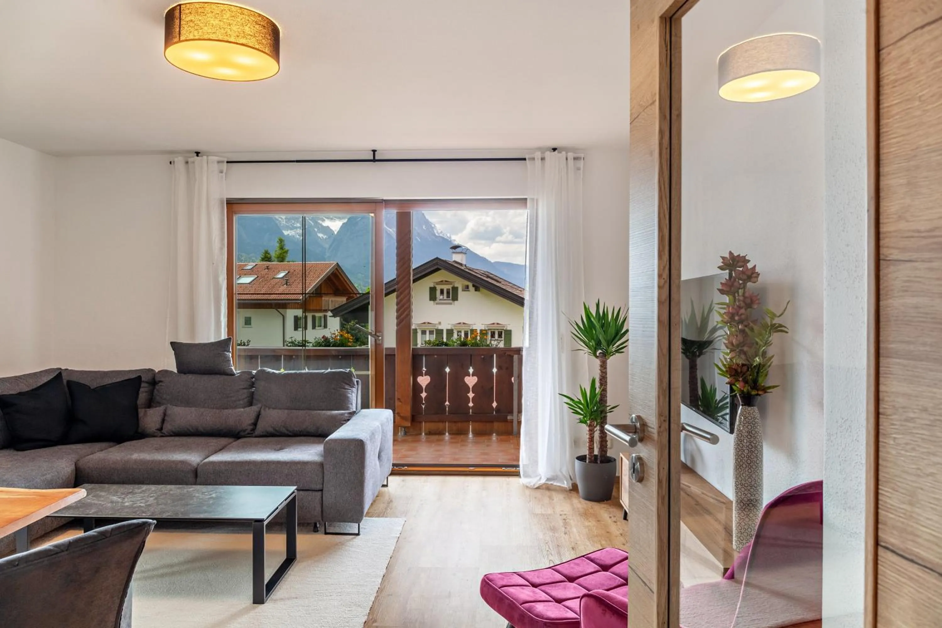Property building in Alpblick Apartment Alpspitze