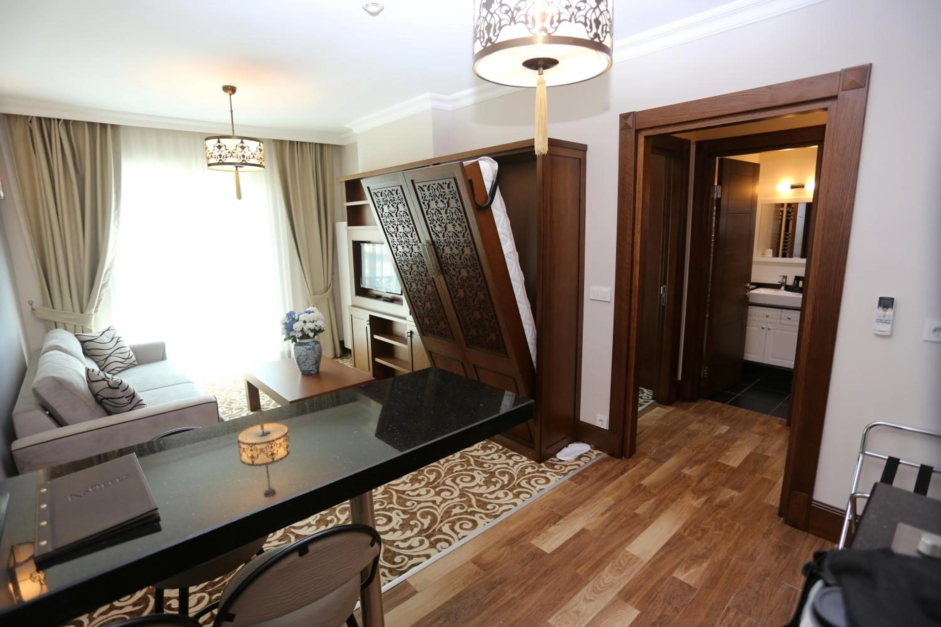 Bed in Şişli Luxury K Suites Hotel