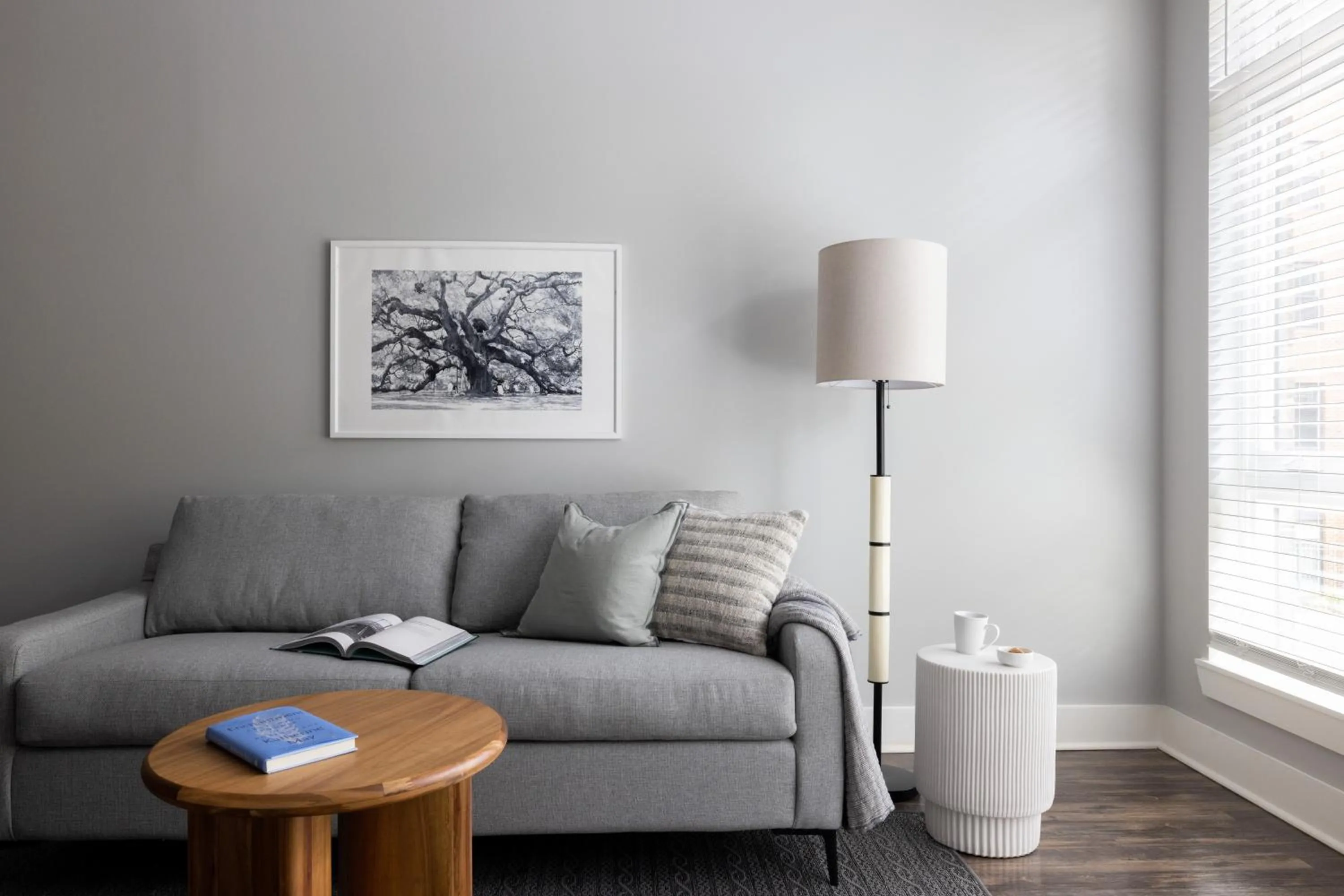 Living room in Mint House Greenville - West End