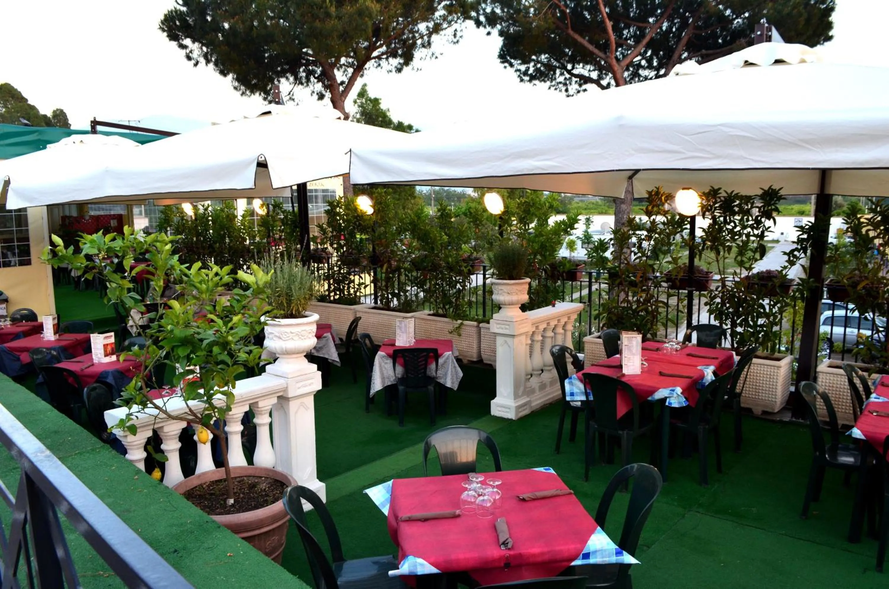 Restaurant/places to eat in Fortuna Village Pompei