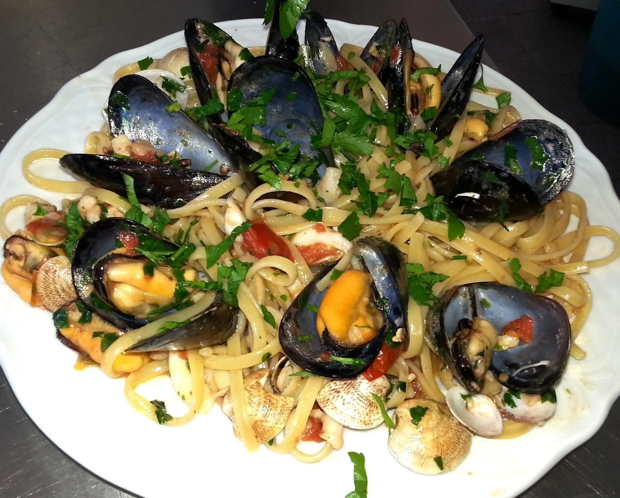 Food in Fortuna Village Pompei