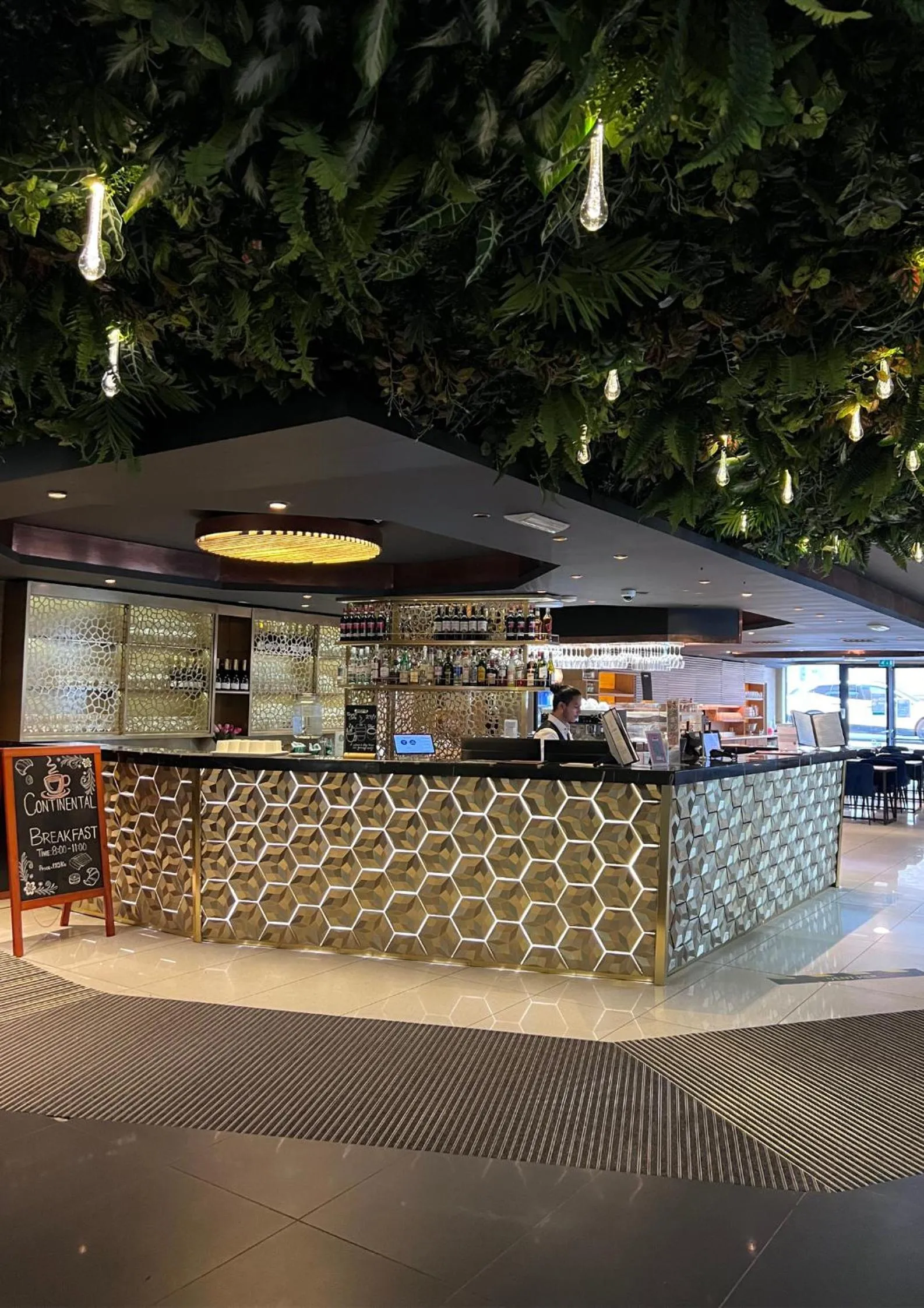 Lounge or bar in Super Stay Hotel, Oslo