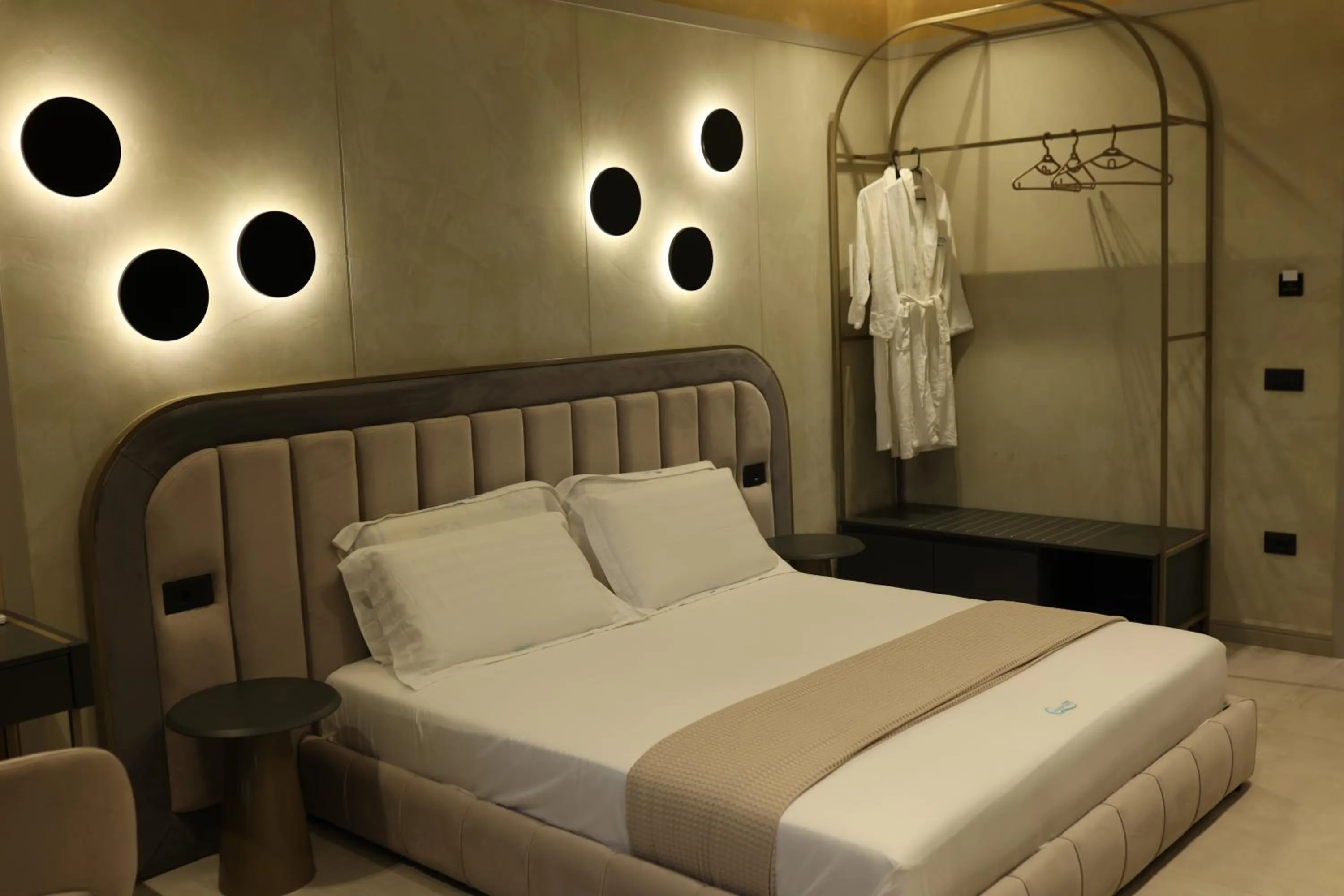 Bed in Comfort Suites