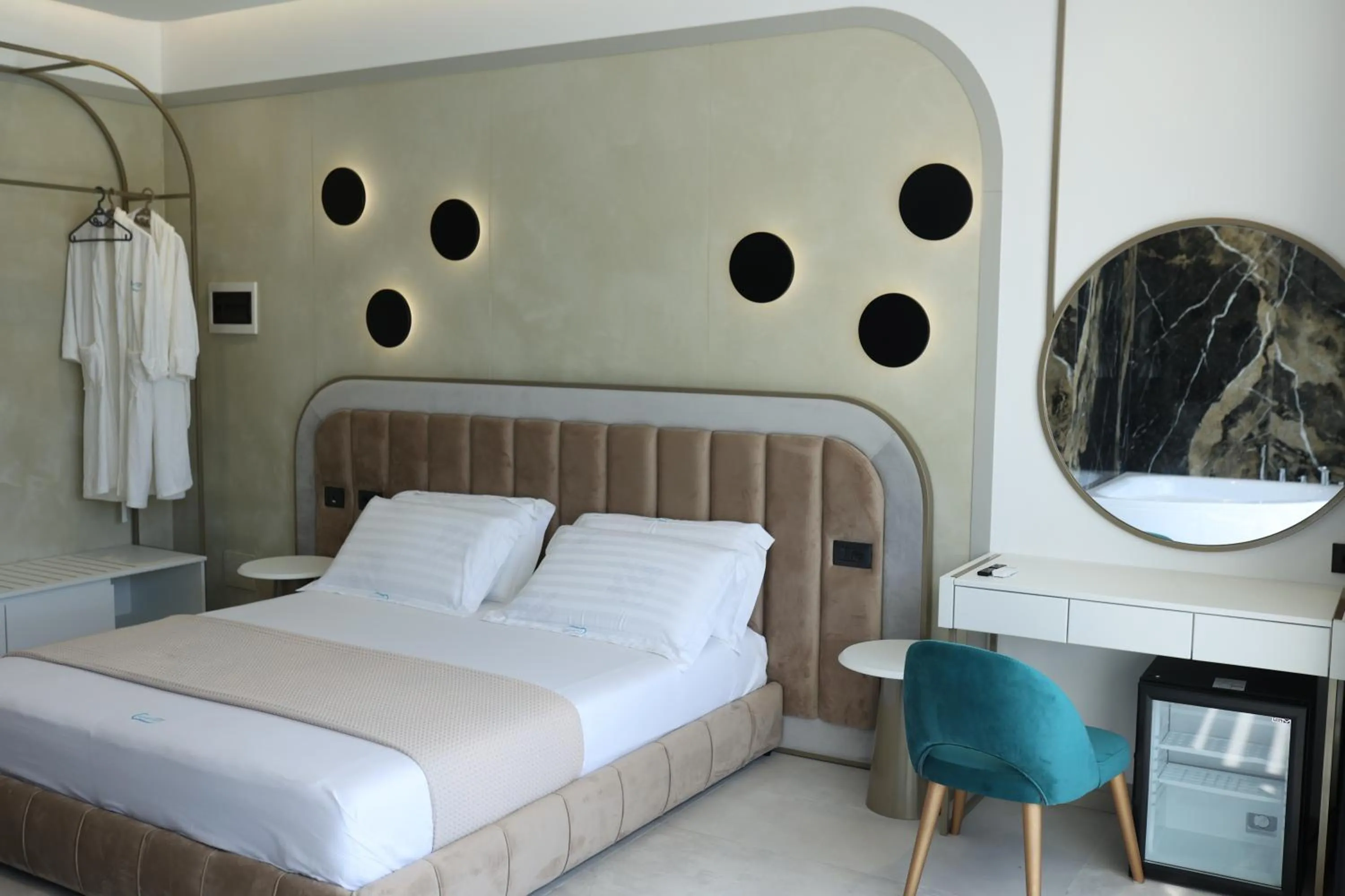 Bed in Comfort Suites