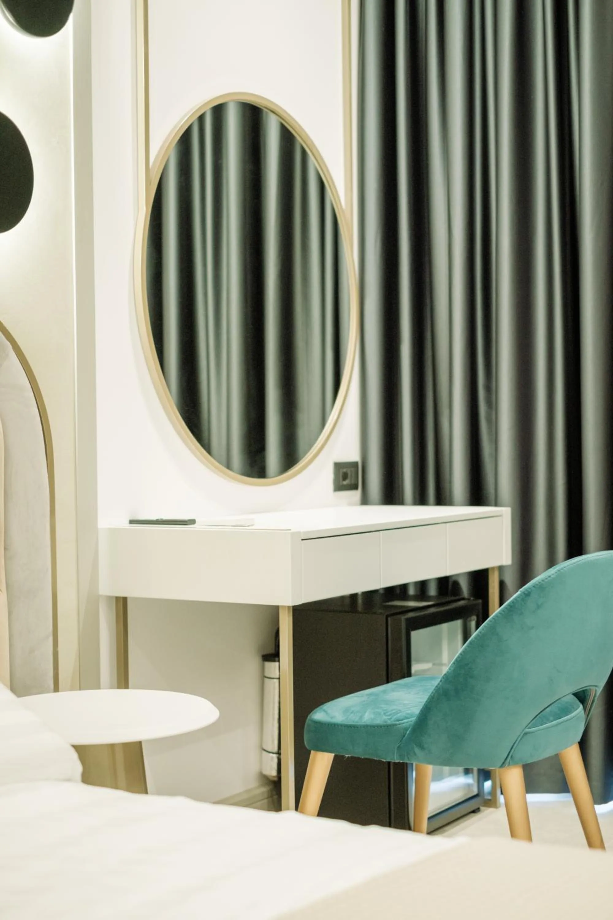 Bed in Comfort Suites