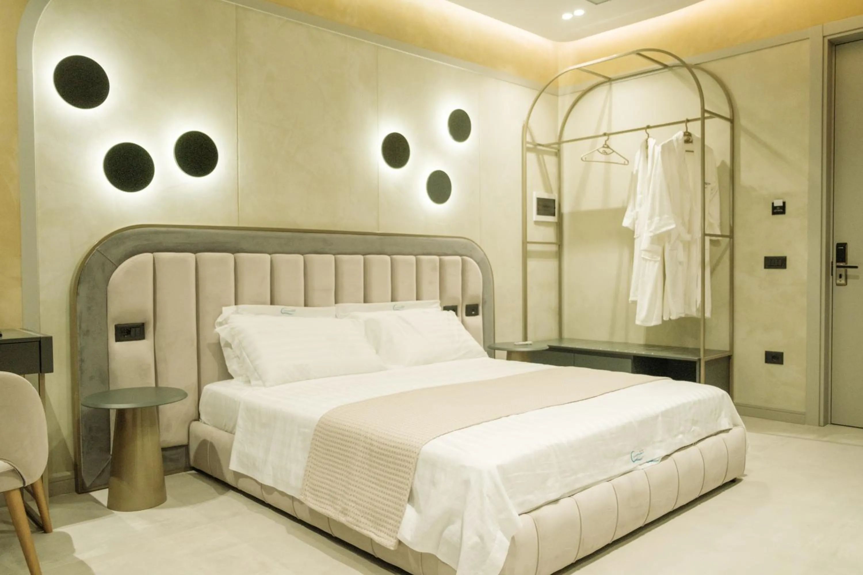 Bed in Comfort Suites