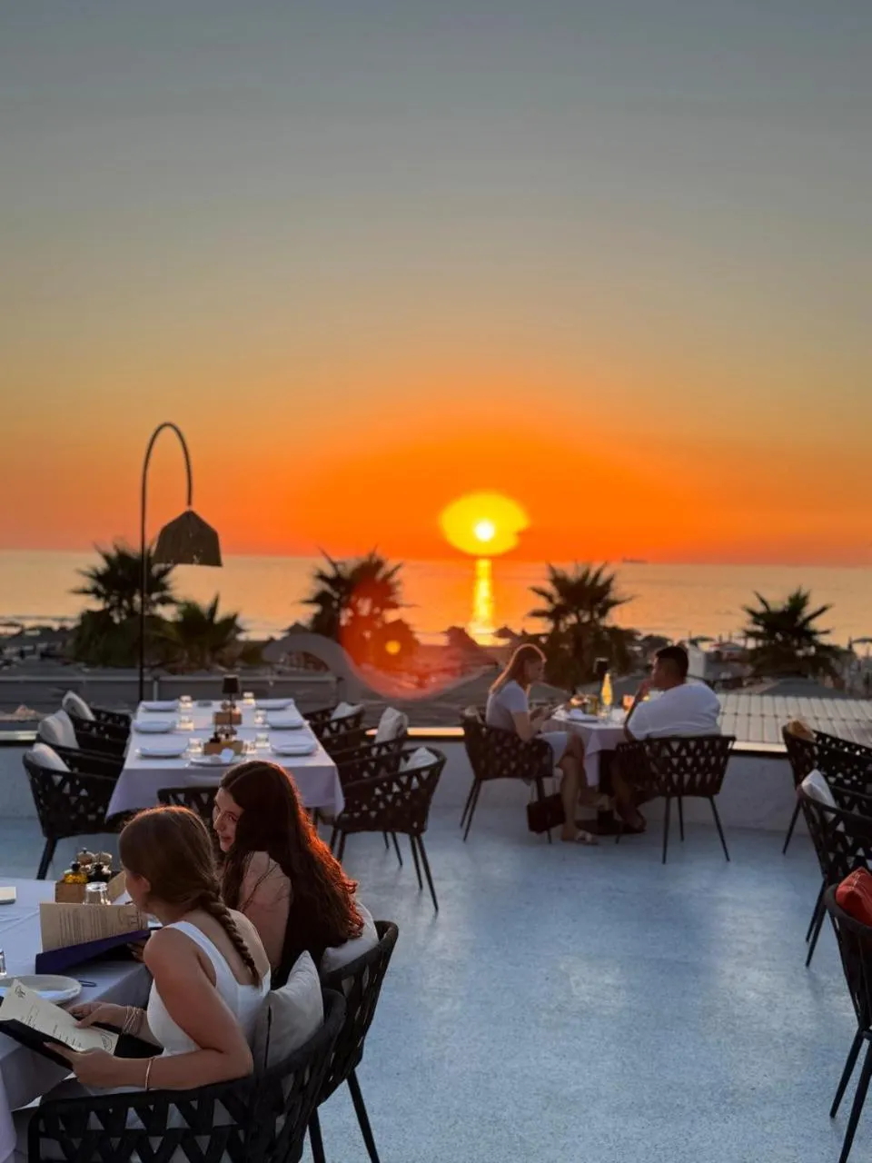 Restaurant/places to eat in Comfort Suites