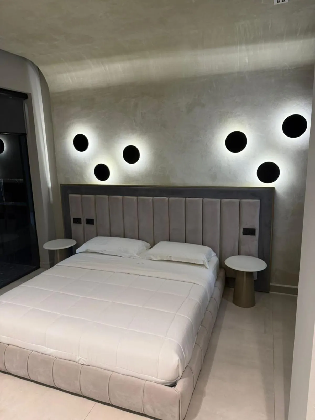 Bed in Comfort Suites