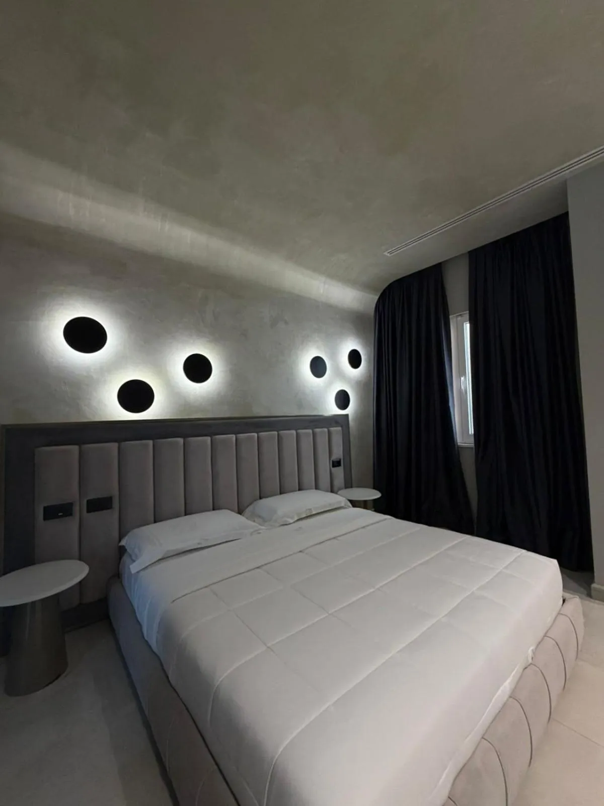 Bed in Comfort Suites