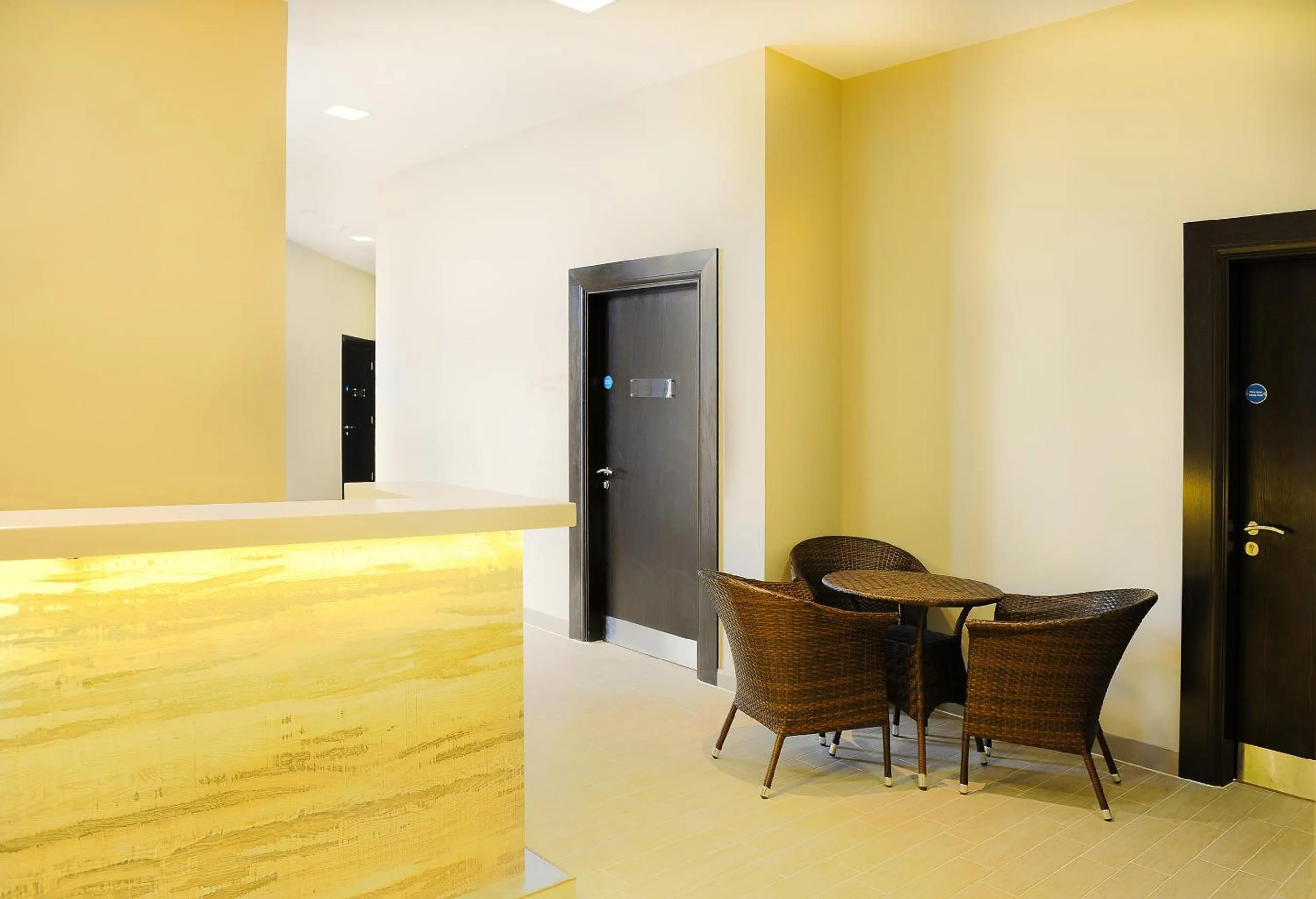 Communal lounge/ TV room in Heston Hyde Hotel