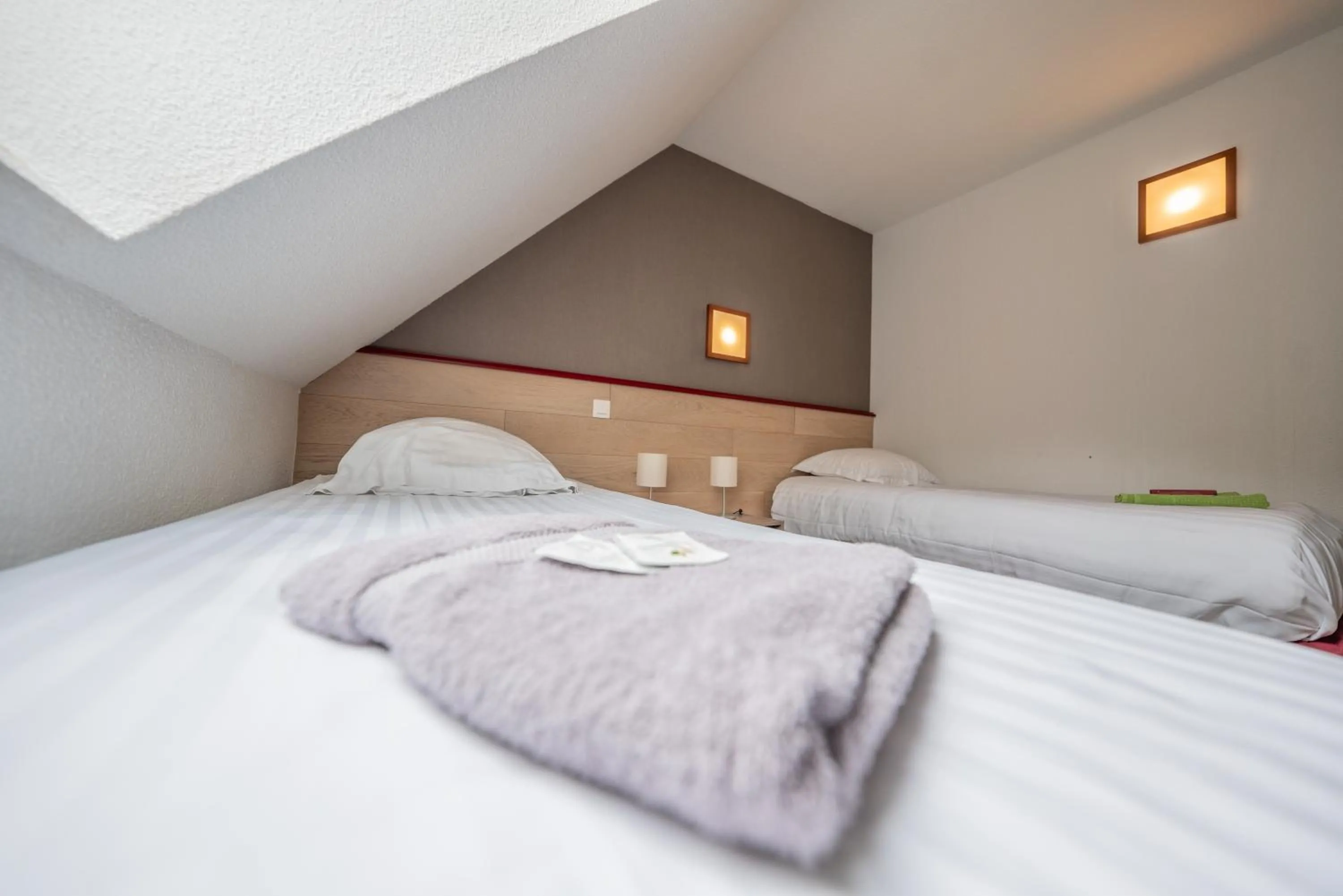Bedroom, Bed in Sancy Resort