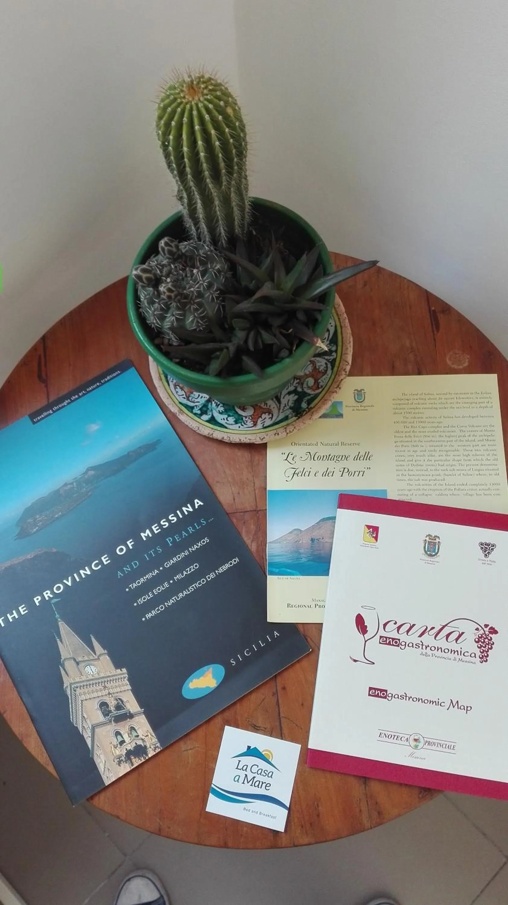 Decorative detail in La Casa A Mare B&B