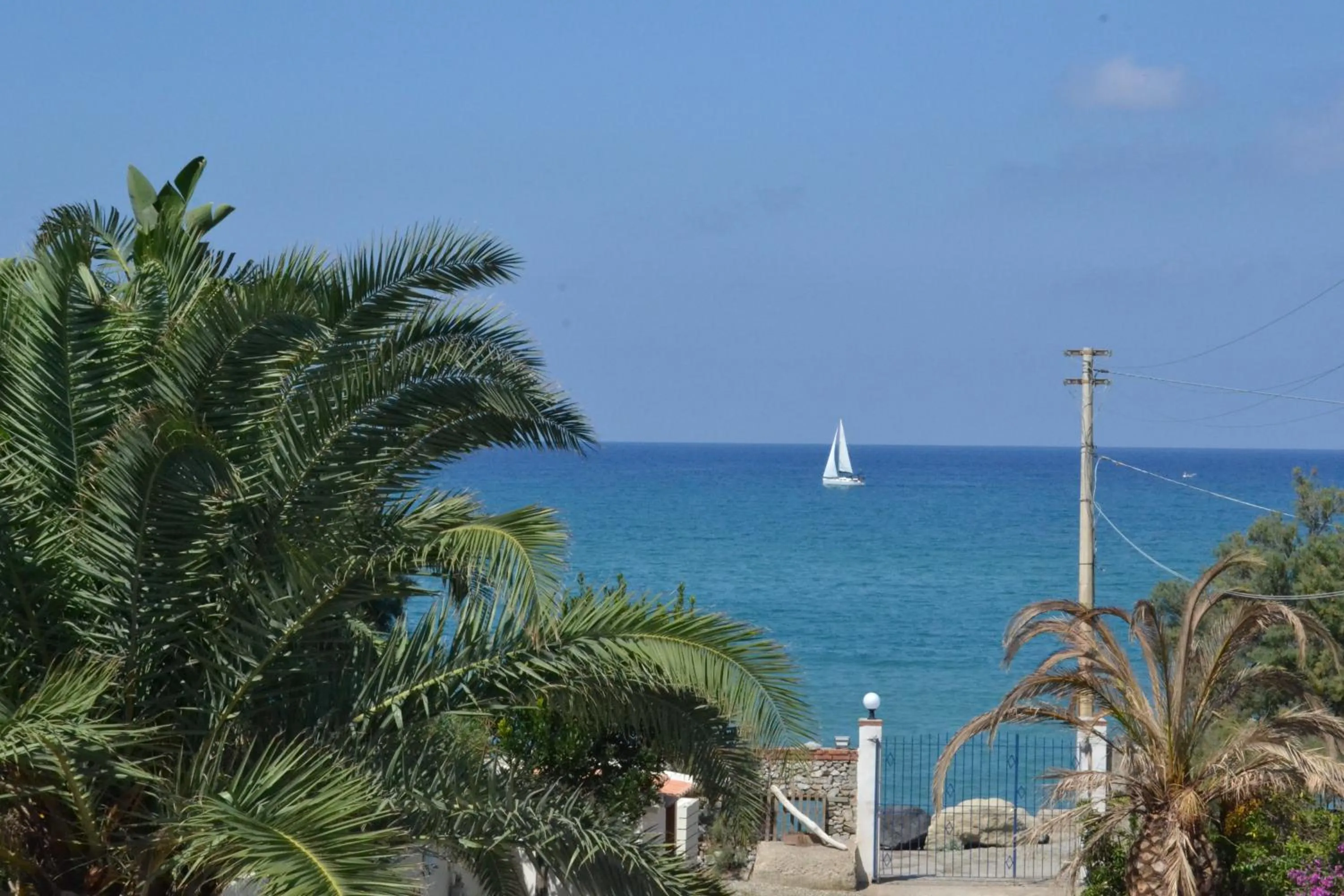 Facade/entrance in La Casa A Mare B&B